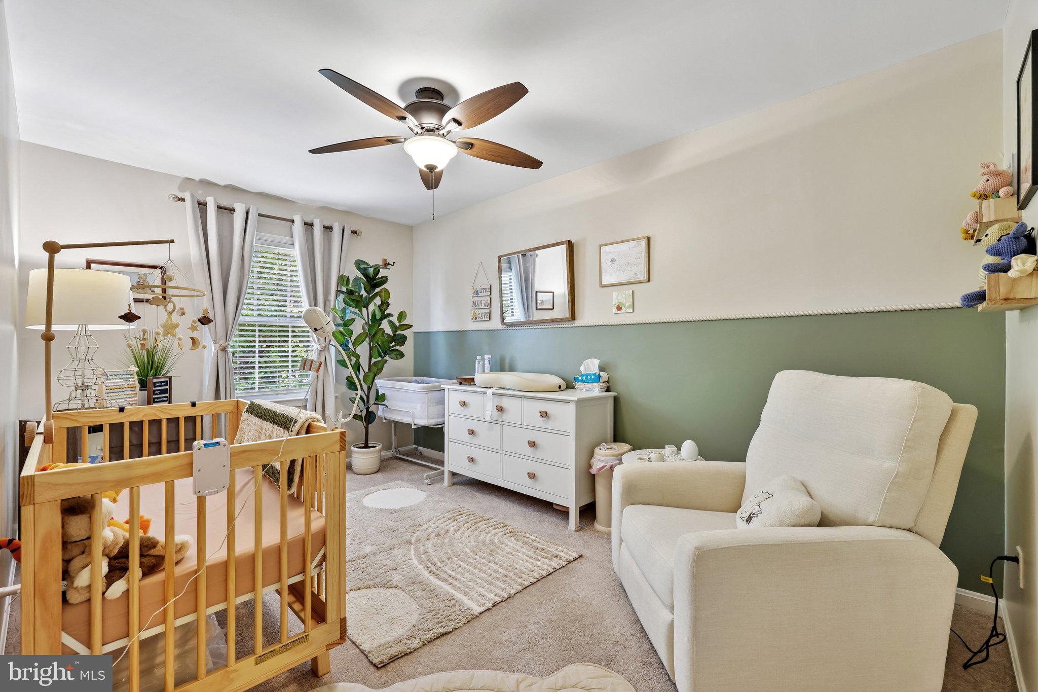 BAY HILLS - COLONIAL RIDGE - Residential