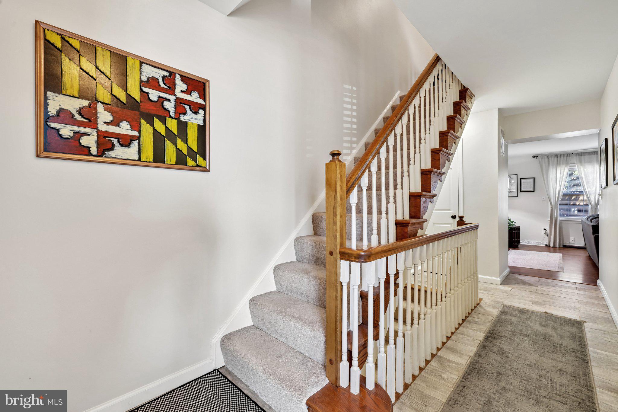 BAY HILLS - COLONIAL RIDGE - Residential