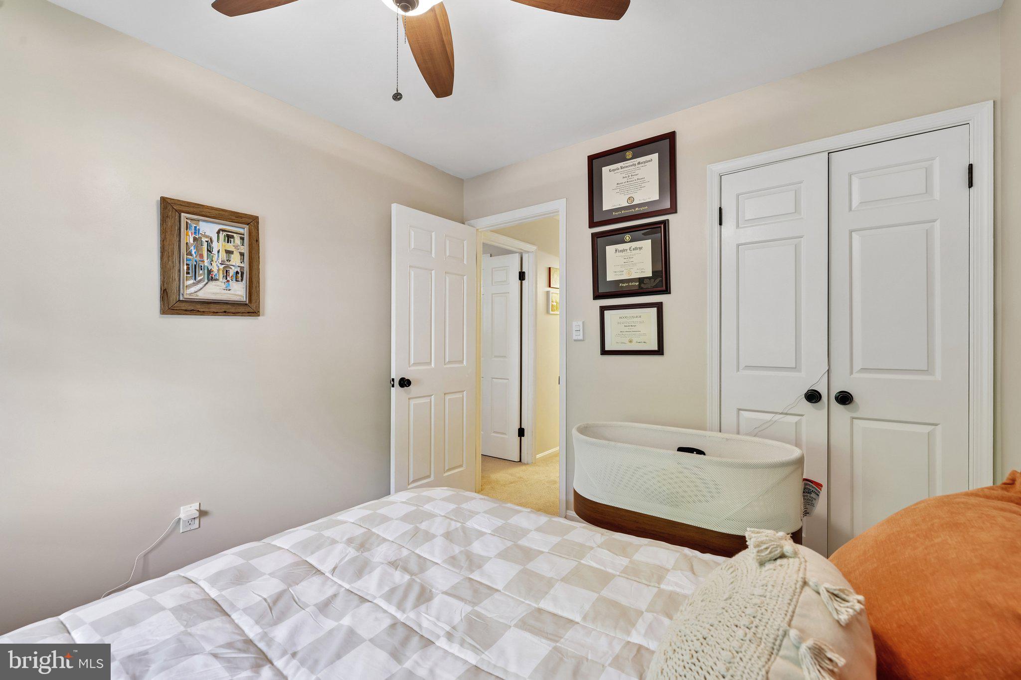 BAY HILLS - COLONIAL RIDGE - Residential
