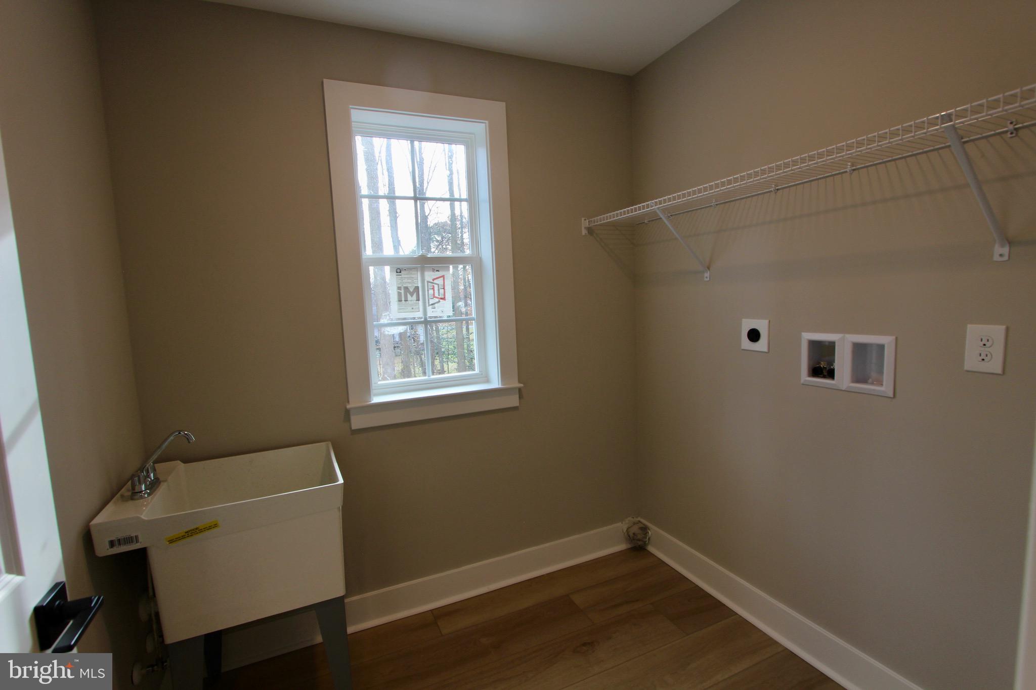 KENT ISLAND ESTATES - Residential