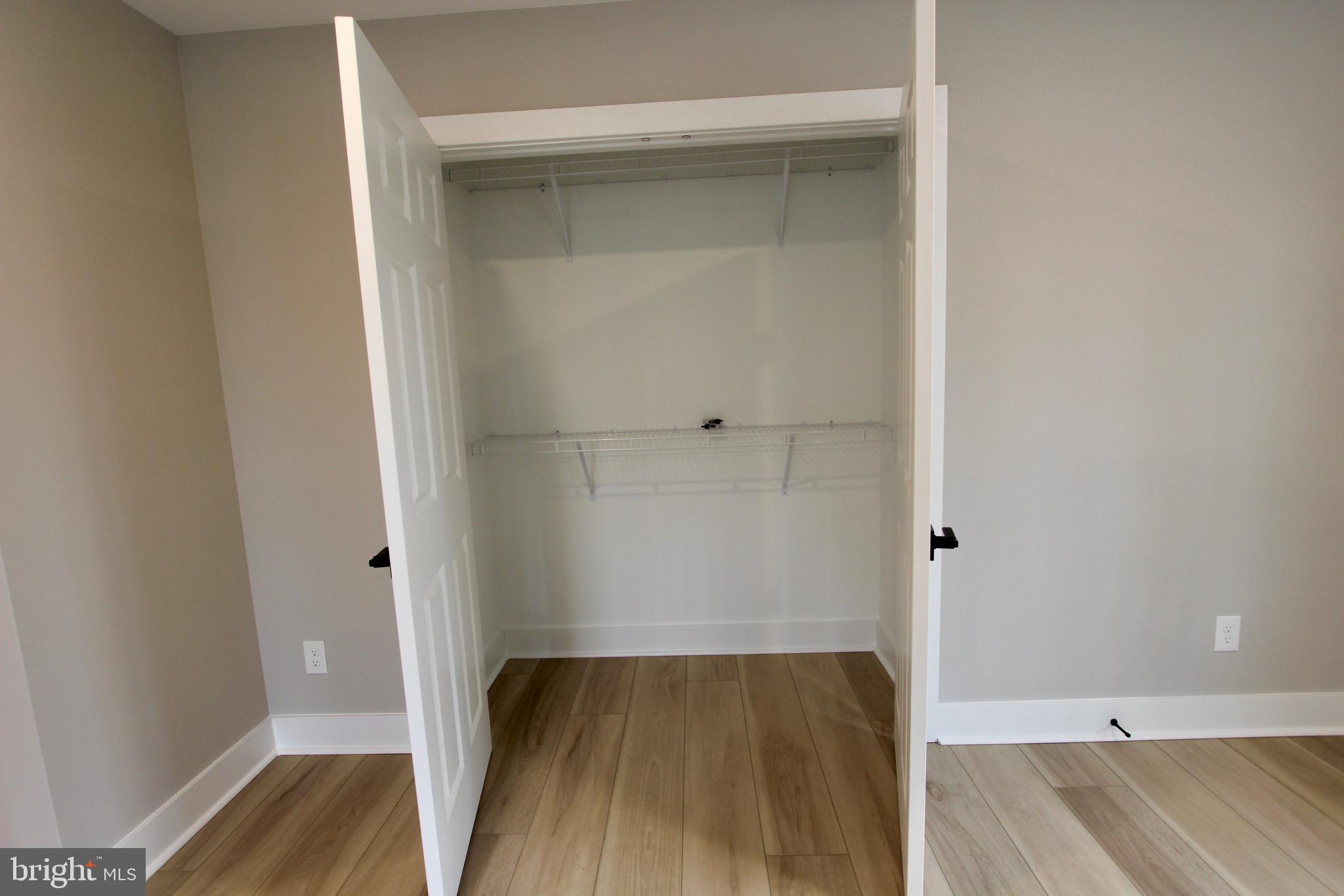 KENT ISLAND ESTATES - Residential