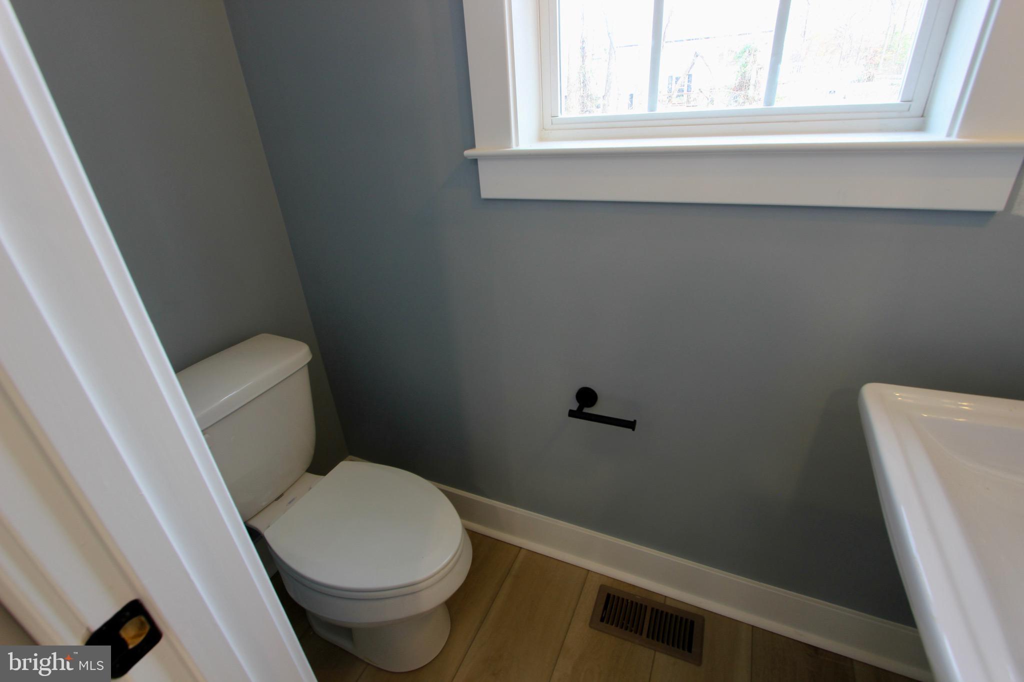 KENT ISLAND ESTATES - Residential