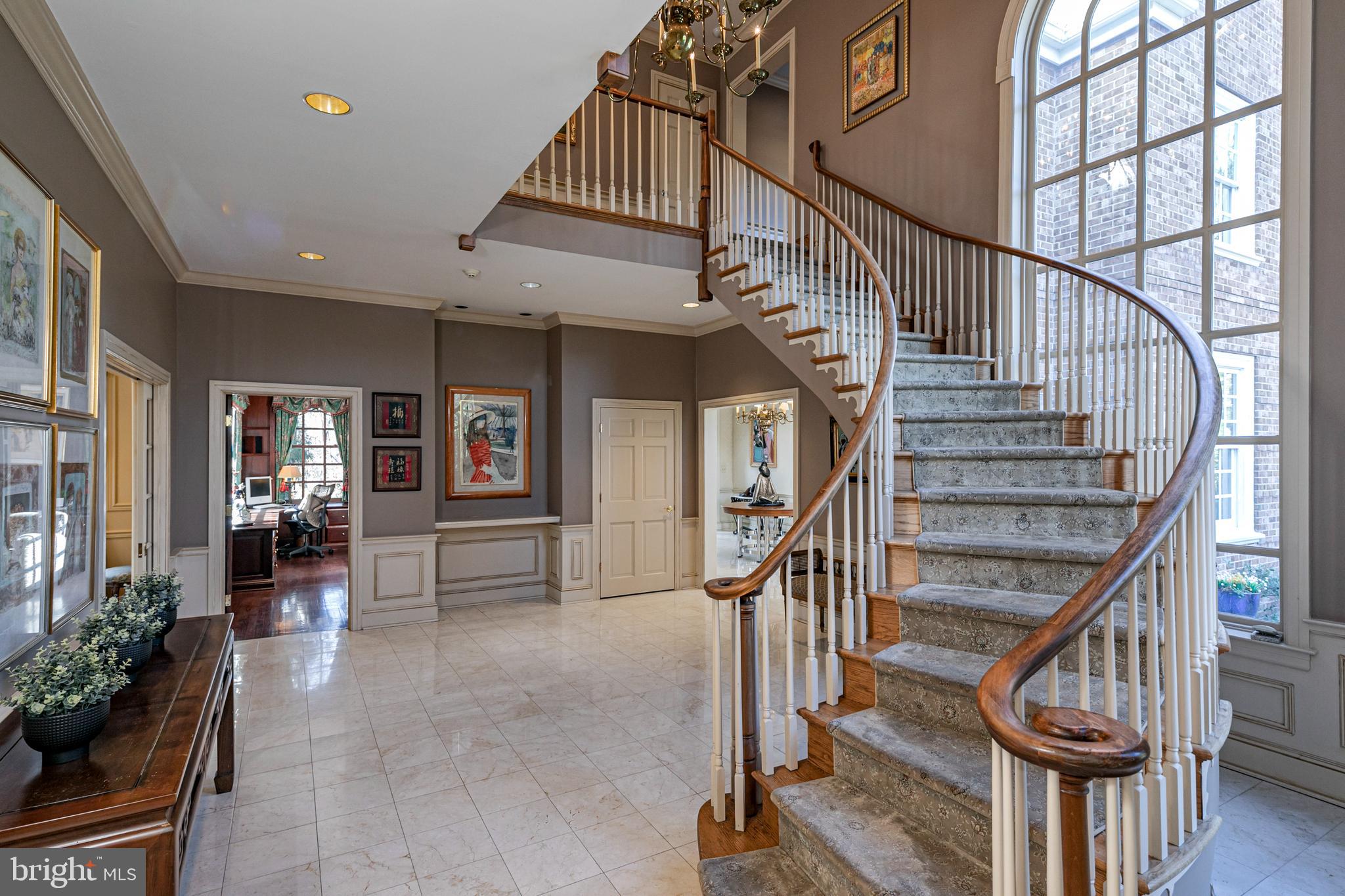 300 BROOKS BEND