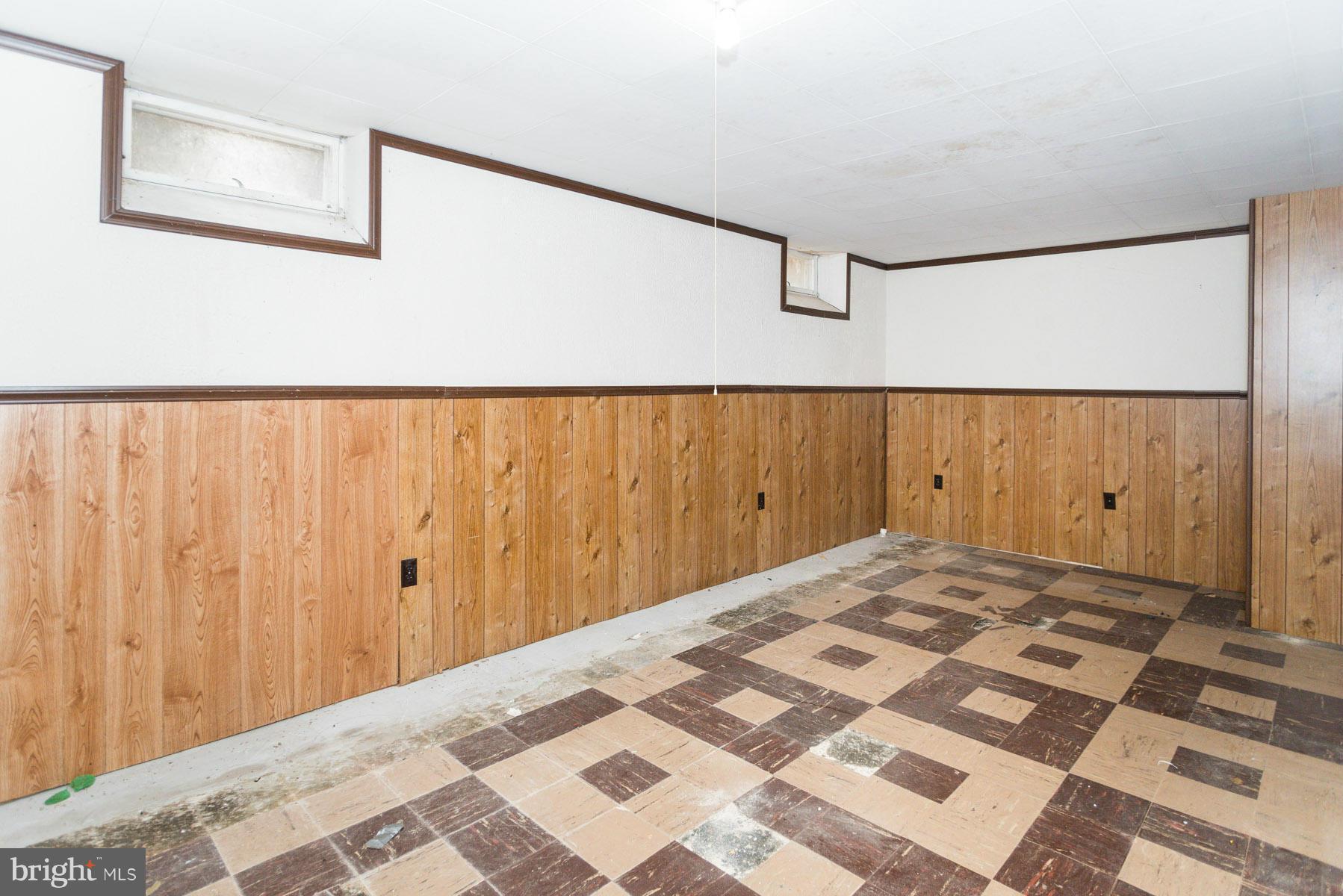 WILTON FARM ACRES - Residential