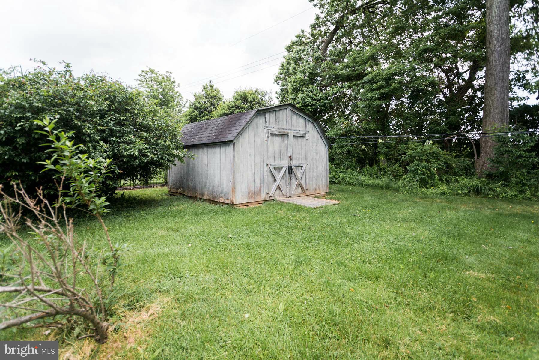 WILTON FARM ACRES - Residential