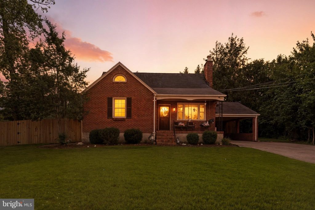 Photo of 4711 White Marsh Rd, BALTIMORE, MD 21237 (MLS # MDBC2141640)