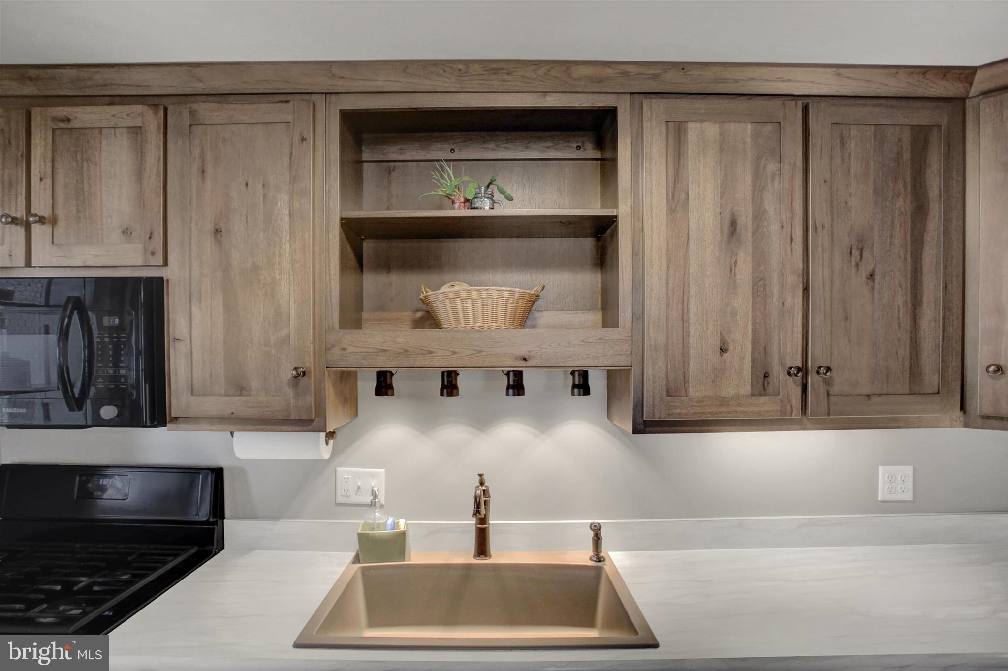 CHARLESTOWN - Residential