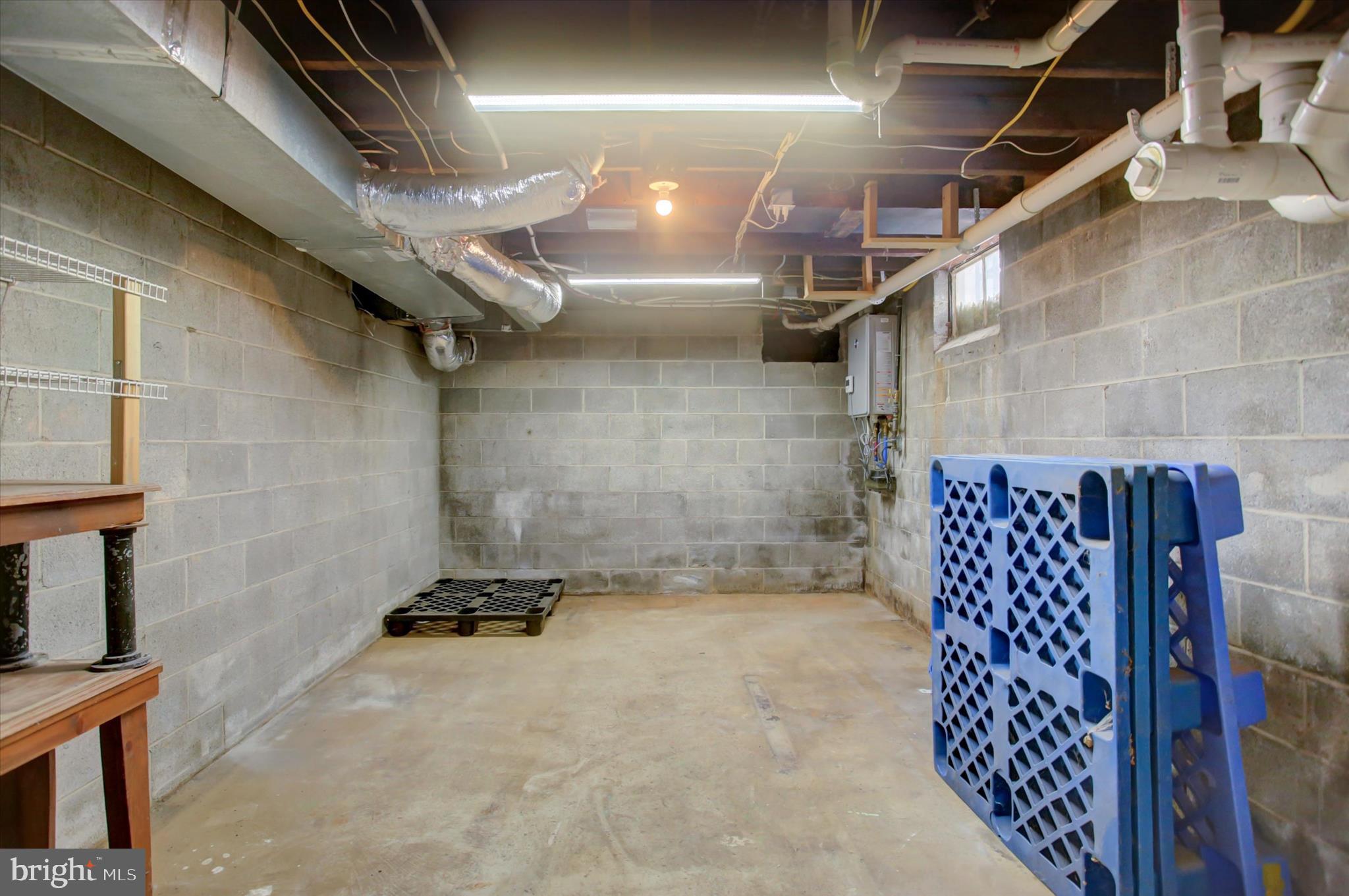 CHARLESTOWN - Residential