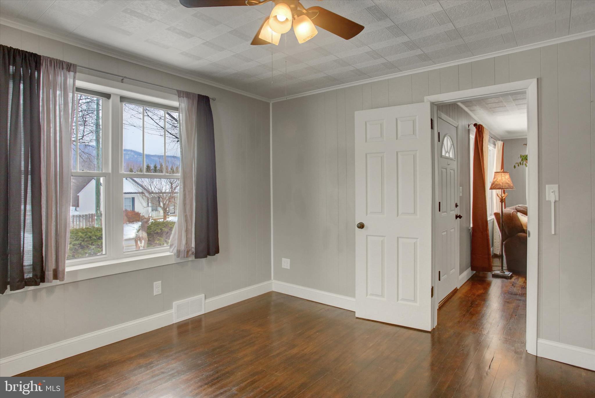 CHARLESTOWN - Residential