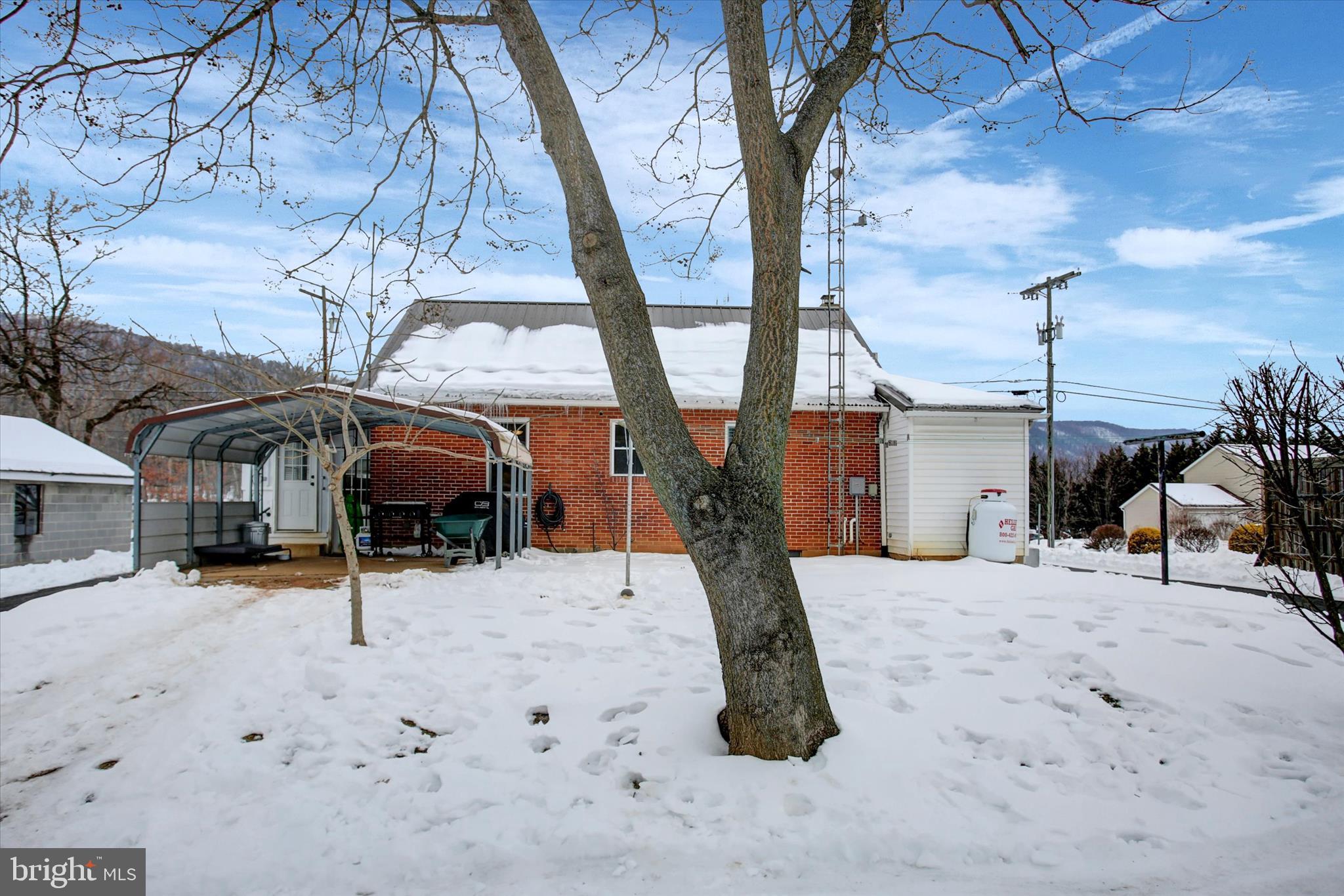 CHARLESTOWN - Residential