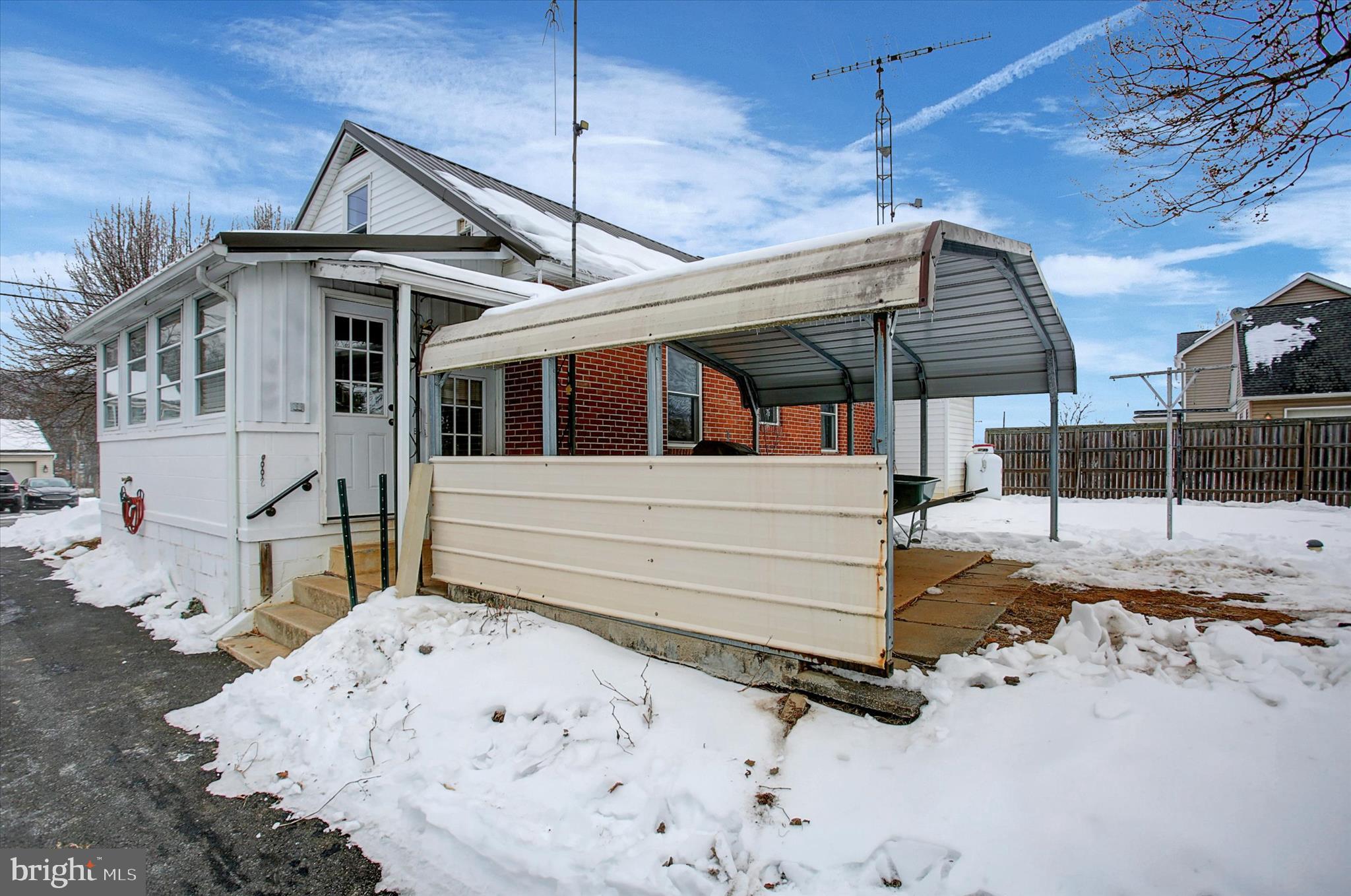 CHARLESTOWN - Residential