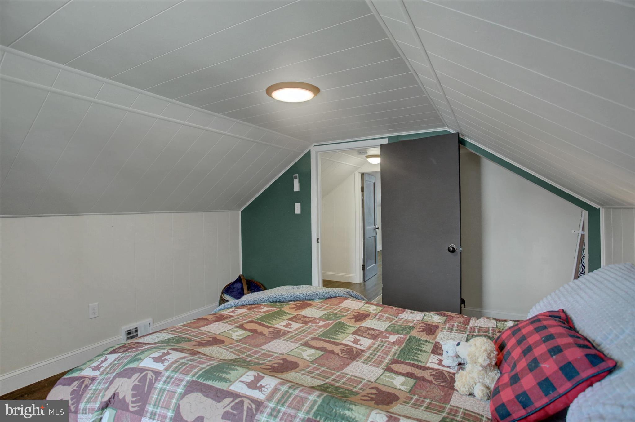 CHARLESTOWN - Residential