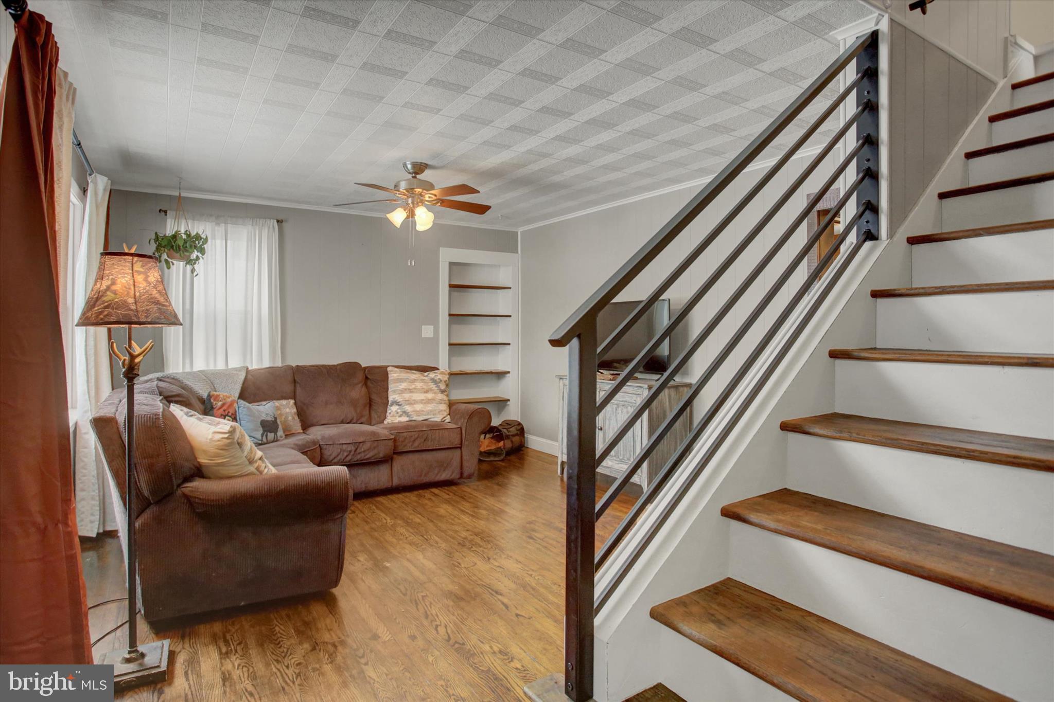 CHARLESTOWN - Residential