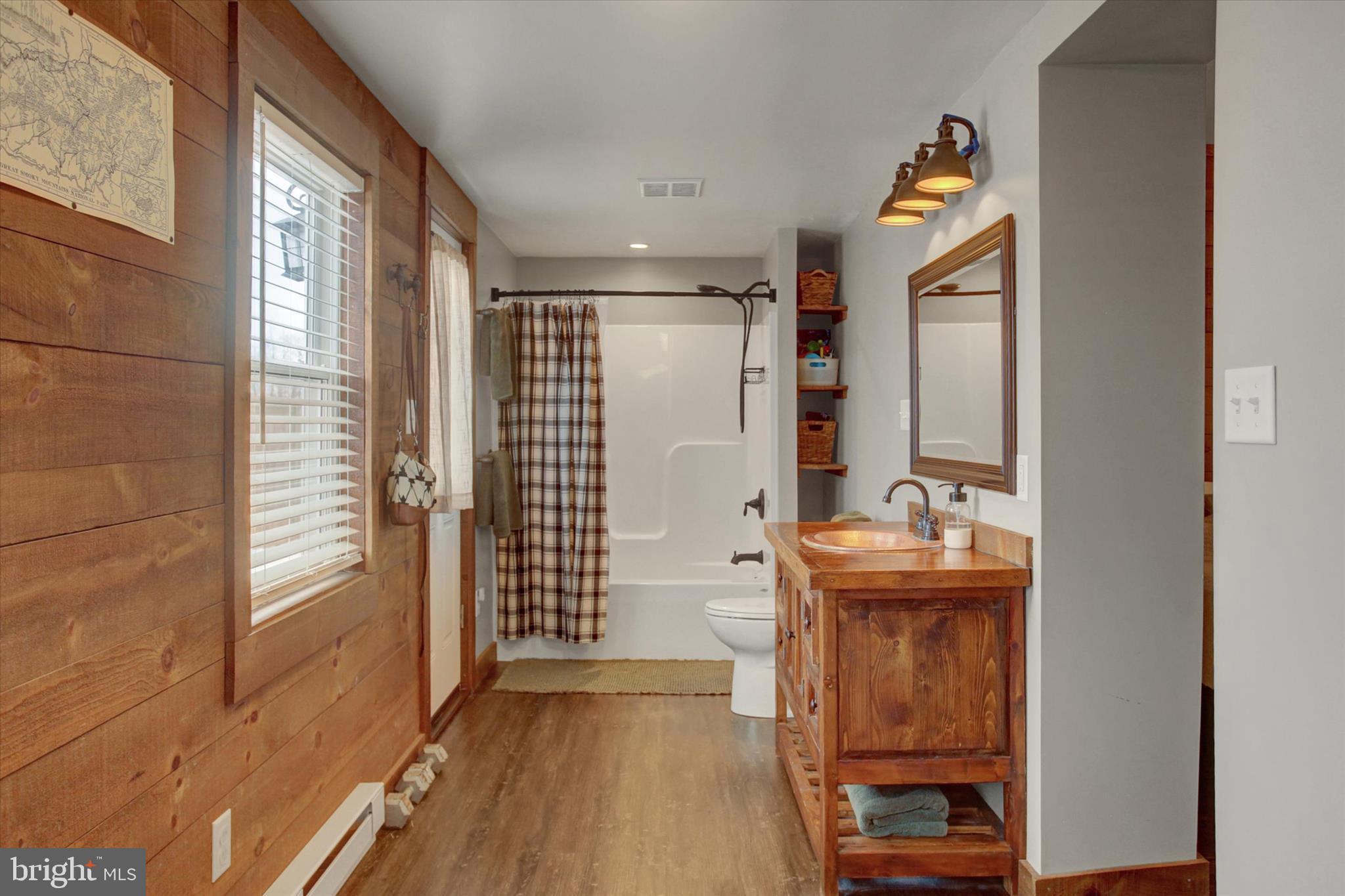 CHARLESTOWN - Residential