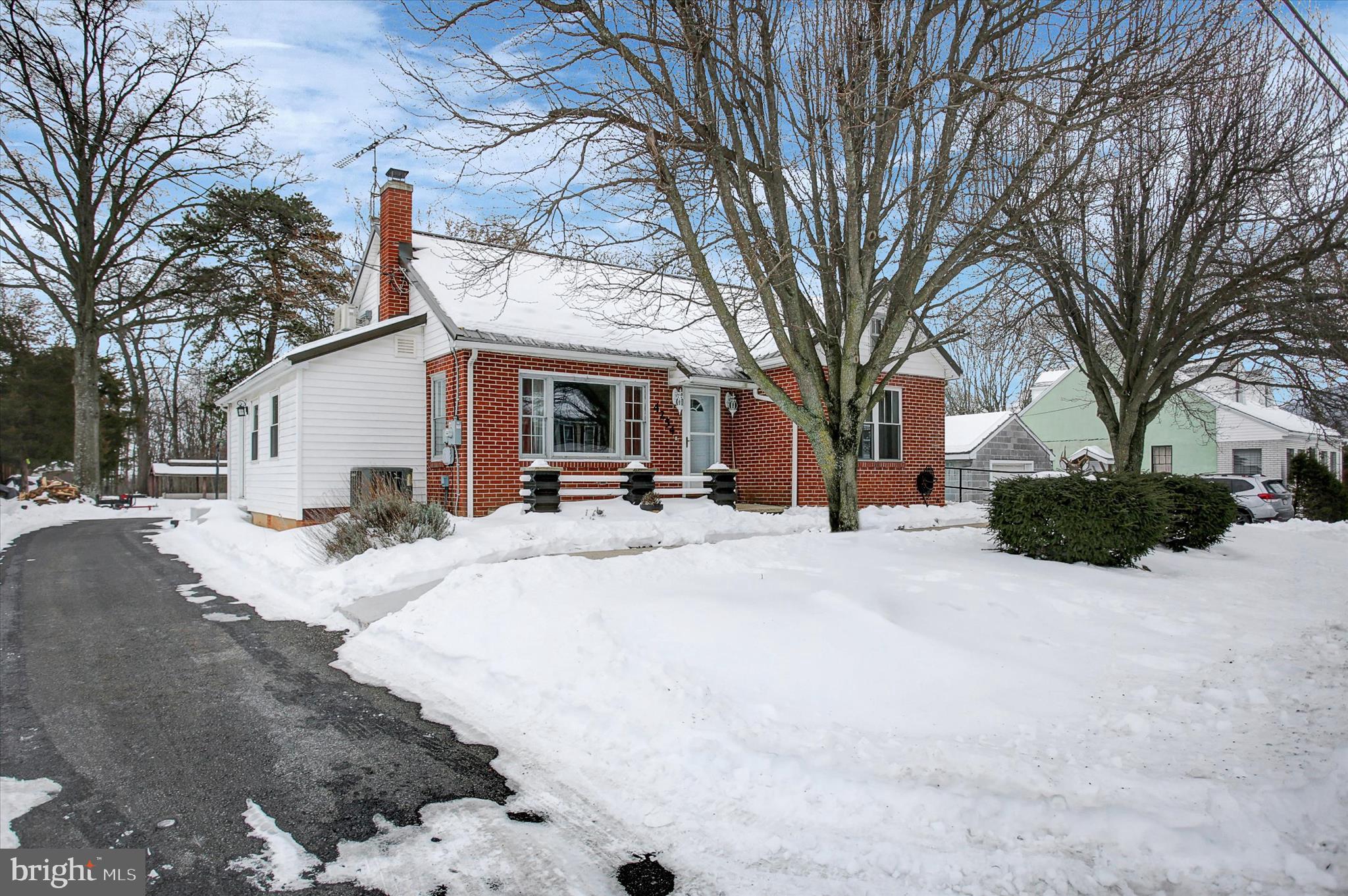 CHARLESTOWN - Residential