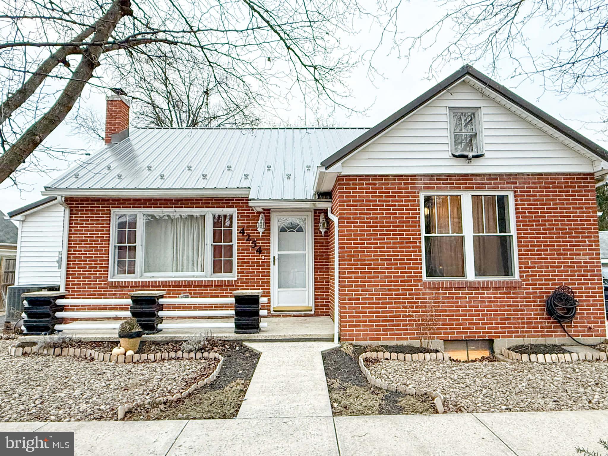 4254 CHARLESTOWN ROAD