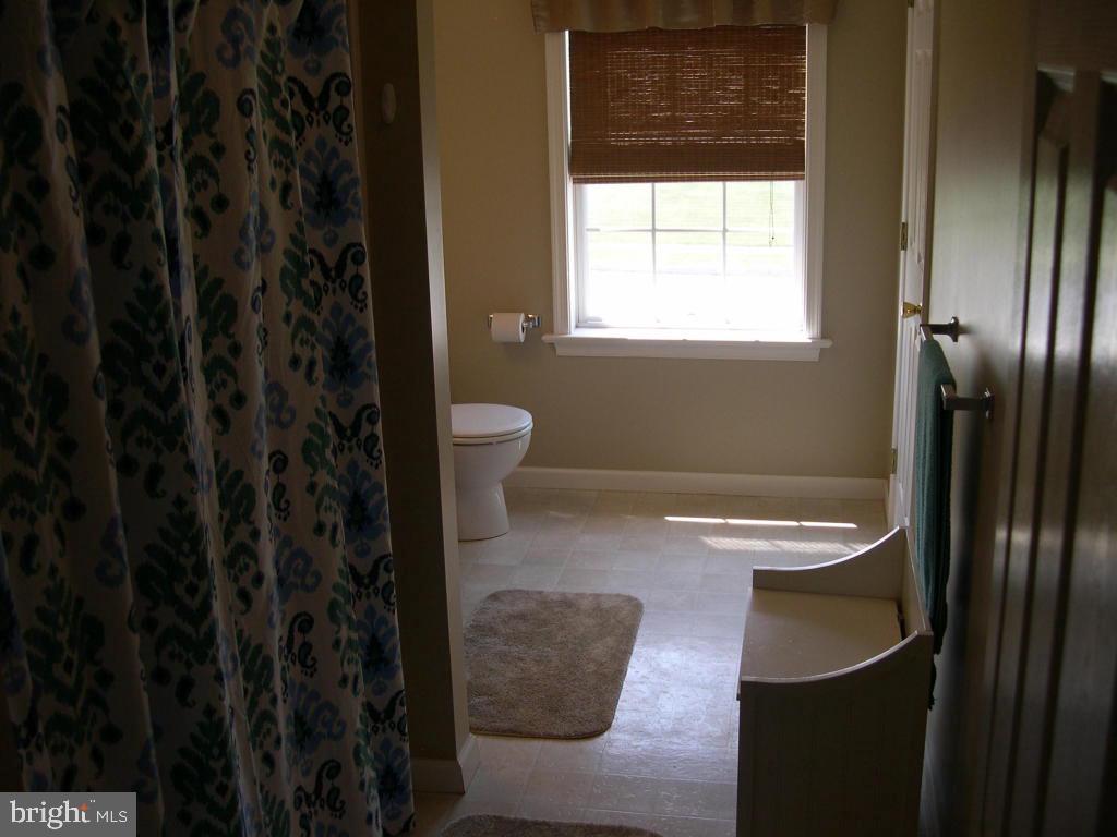 MAYTOWN VILLAGE SQUARE - Residential