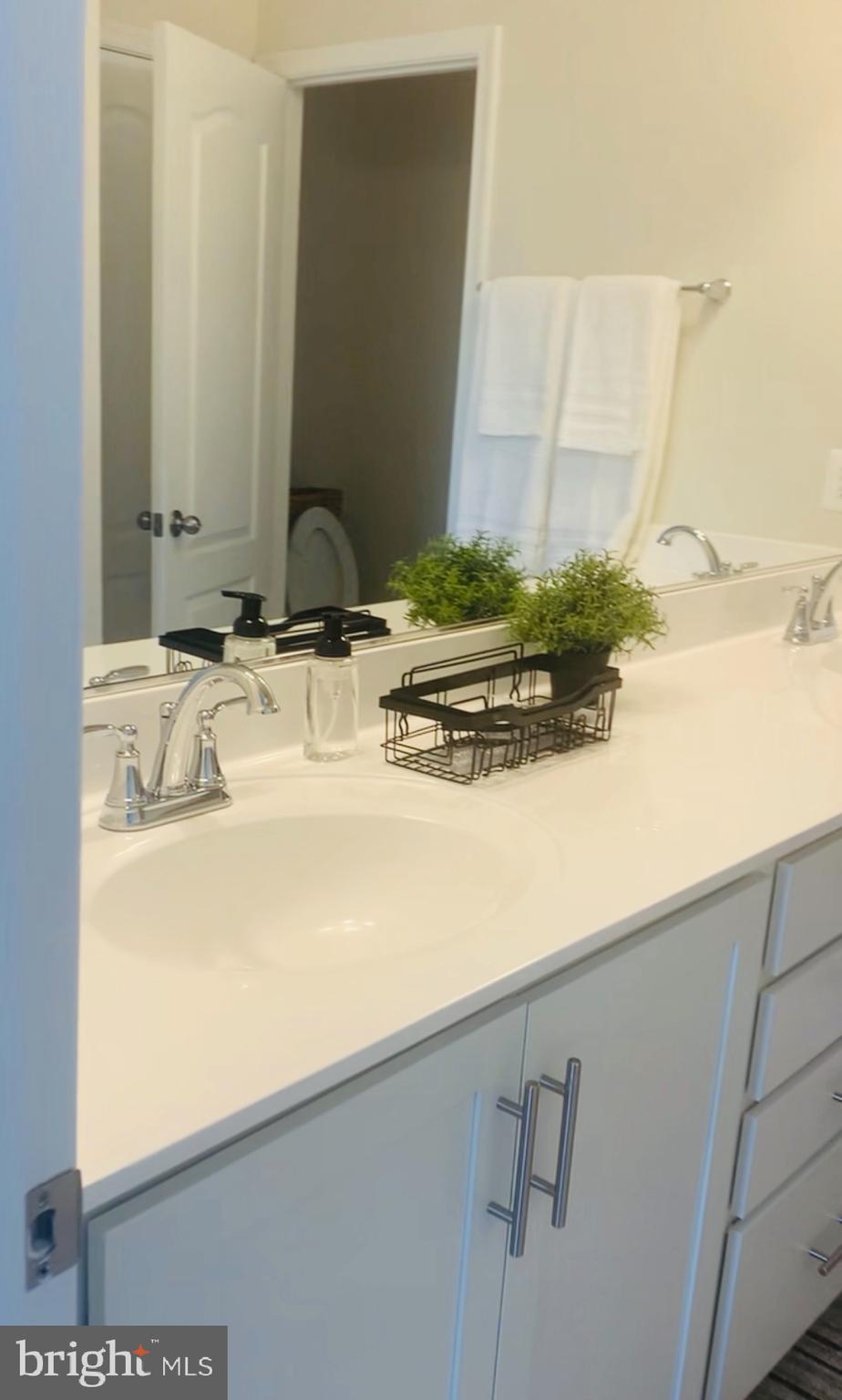 WESTRIDGE AT WESTPHALIA - Residential Lease