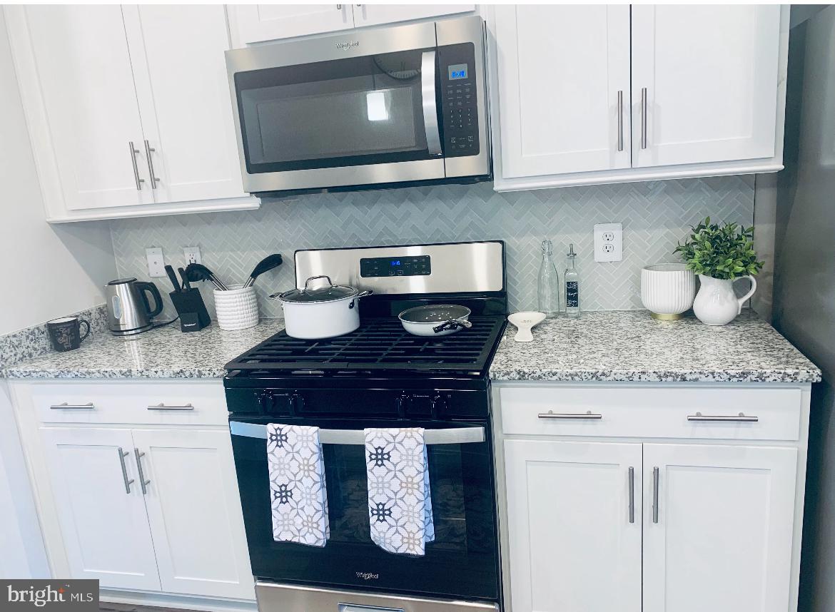 WESTRIDGE AT WESTPHALIA - Residential Lease