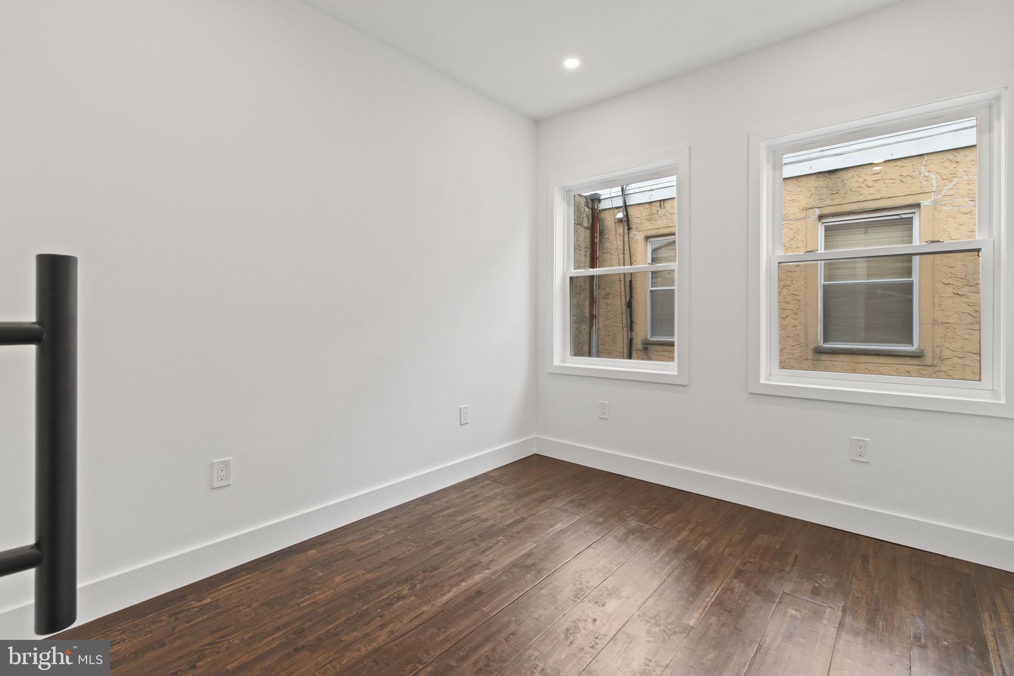 EAST PASSYUNK CROSSING - Residential