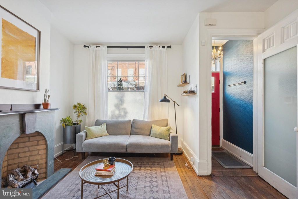 Photo of 2936 Poplar Street, PHILADELPHIA, PA 19130 (MLS # PAPH2569934)