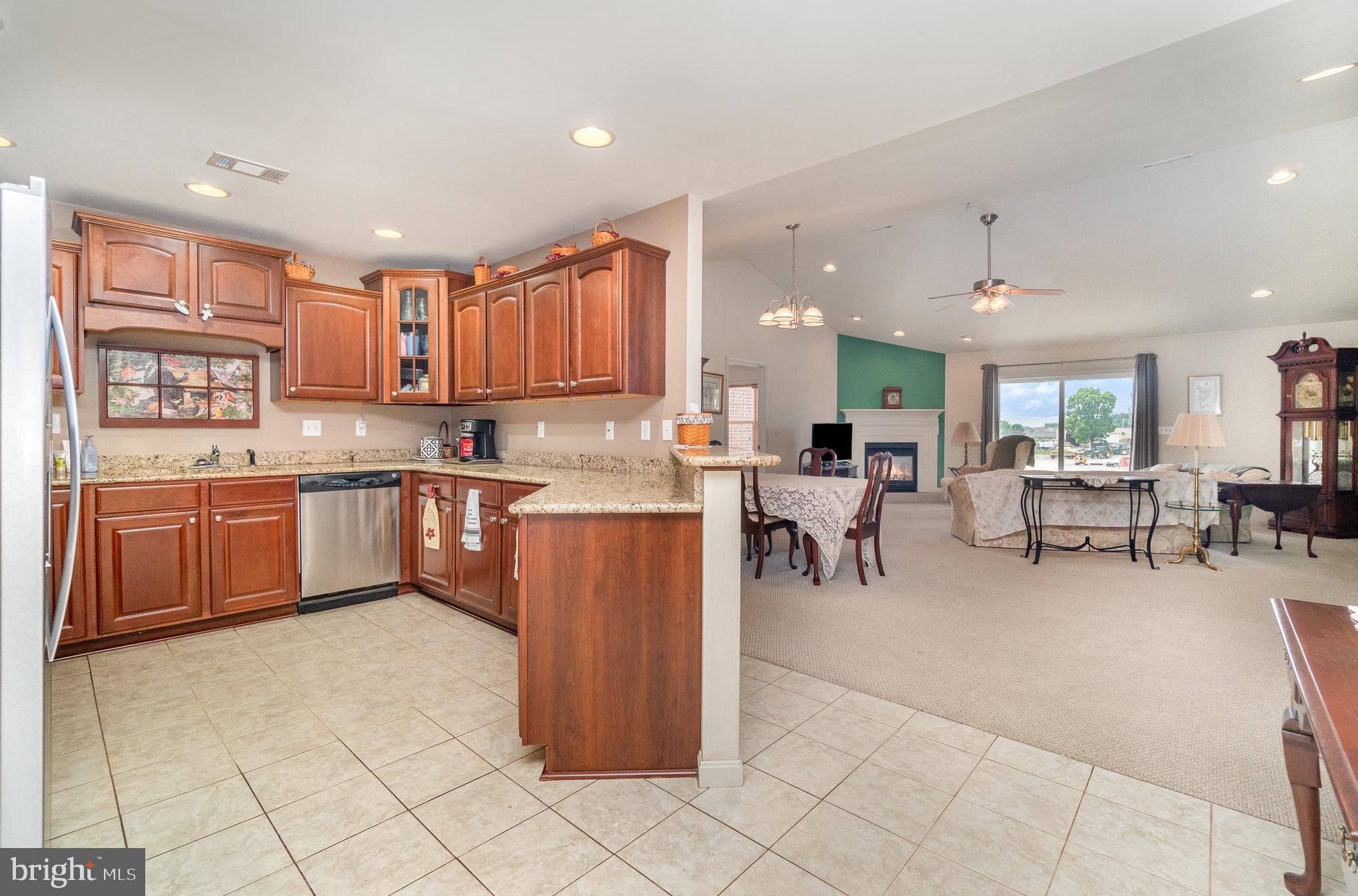 115 BLACKBIRD LANE