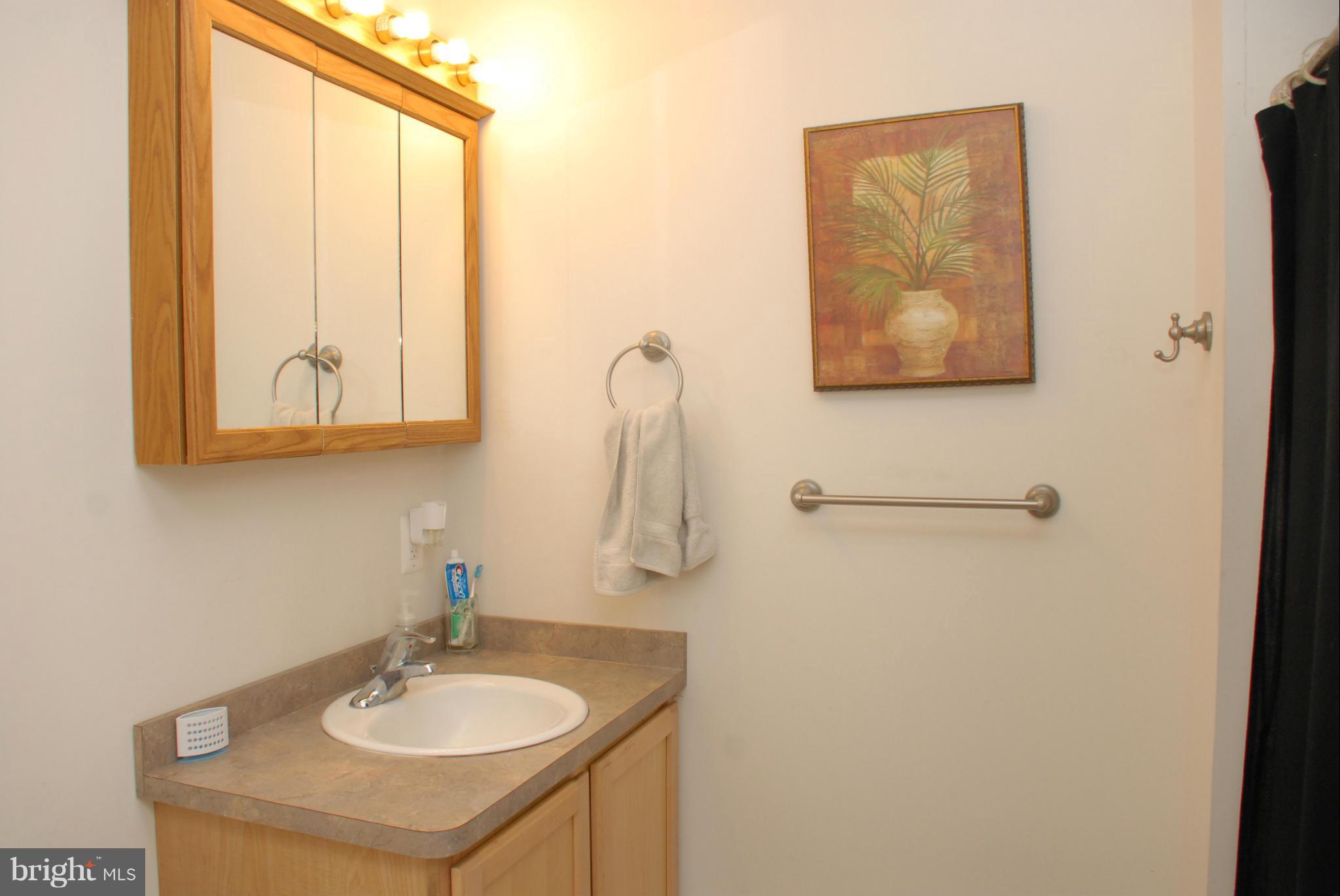 TERRACE VILLAGE LA PLATA - Residential Lease