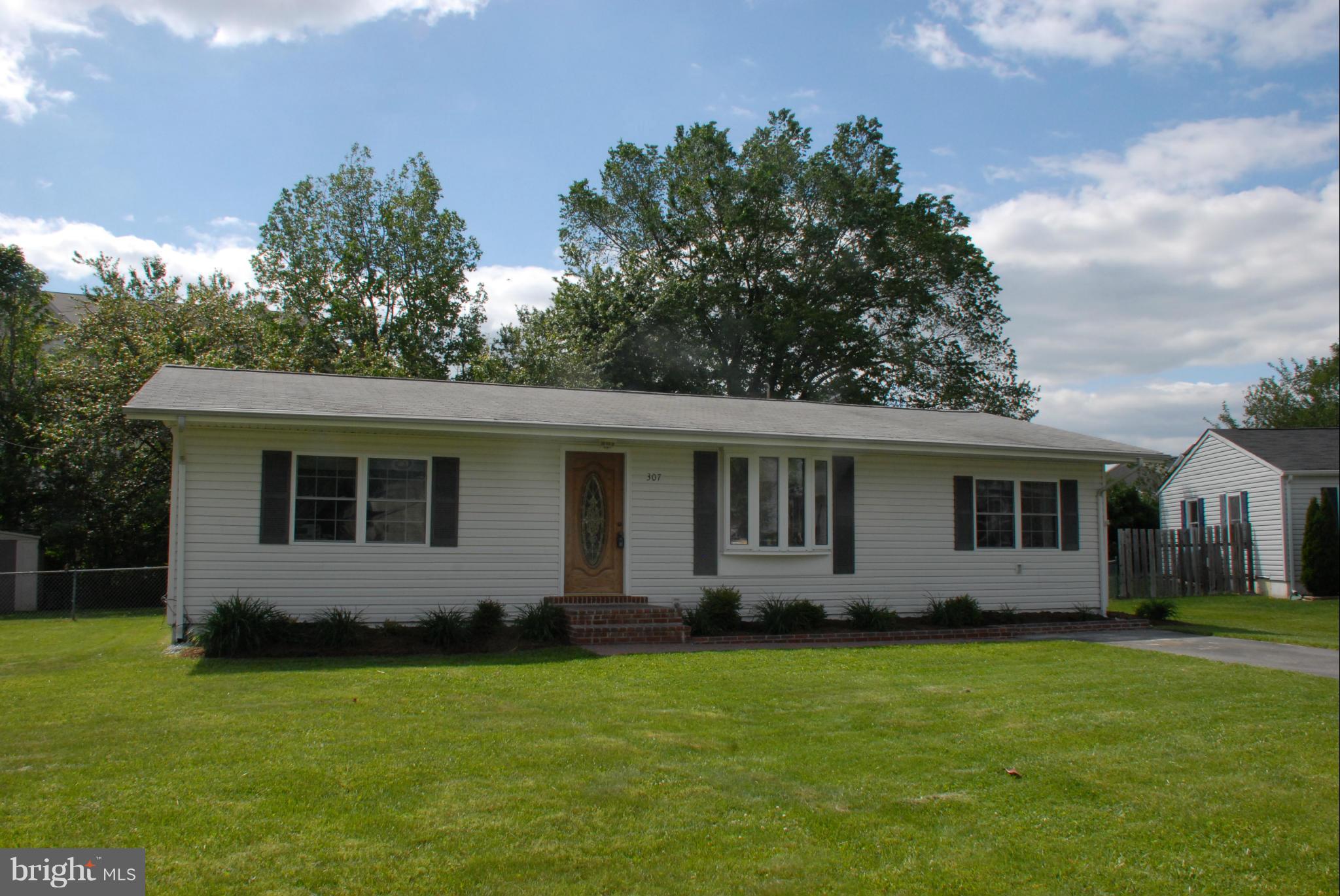 TERRACE VILLAGE LA PLATA - Residential Lease