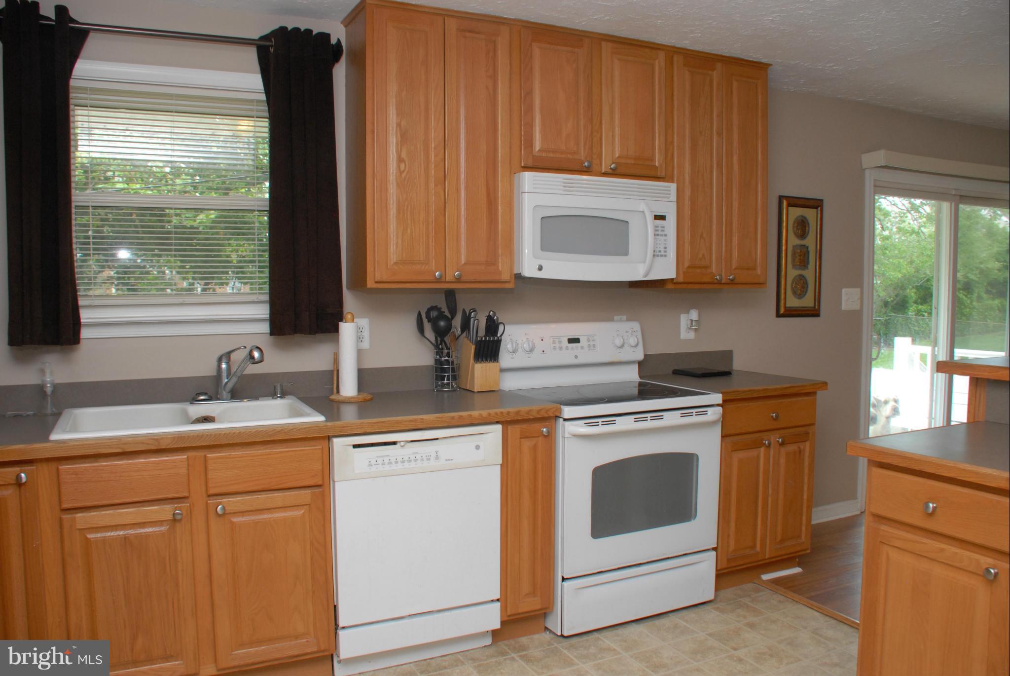 TERRACE VILLAGE LA PLATA - Residential Lease