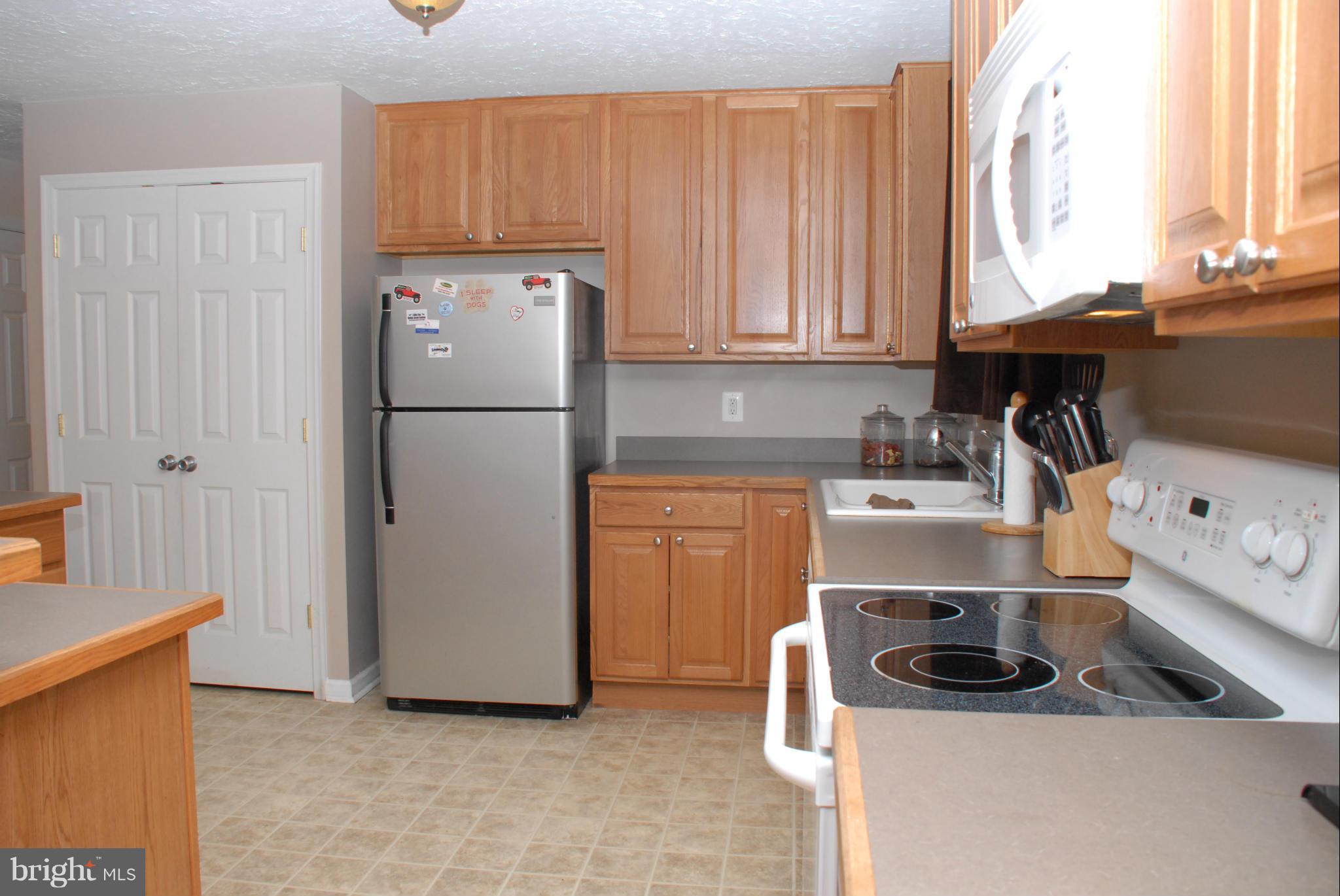 TERRACE VILLAGE LA PLATA - Residential Lease