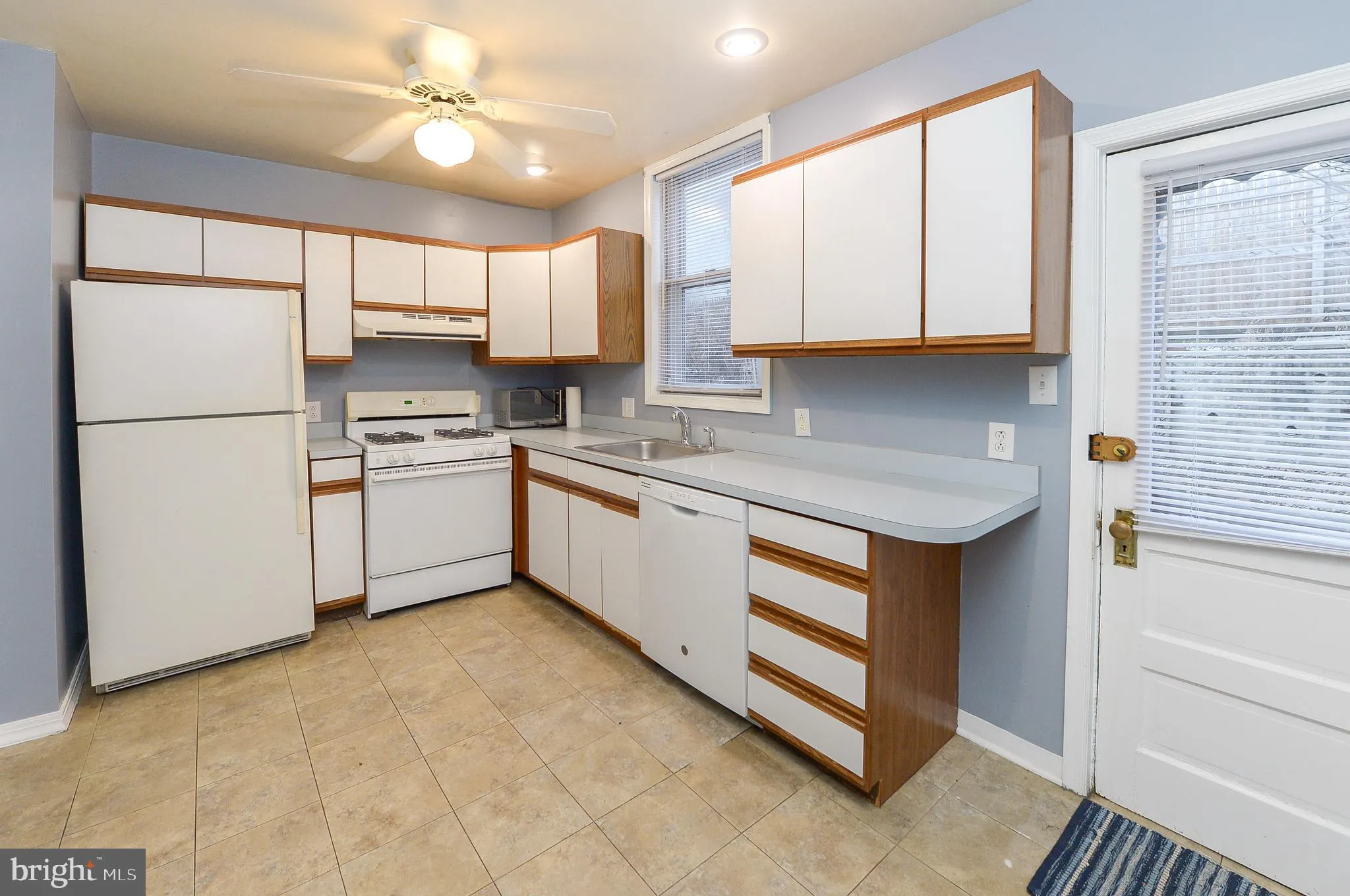 Philadelphia, Pennsylvania 19129, United States, 2 Bedrooms Bedrooms, ,1 BathroomBathrooms,Residential,Active,34231