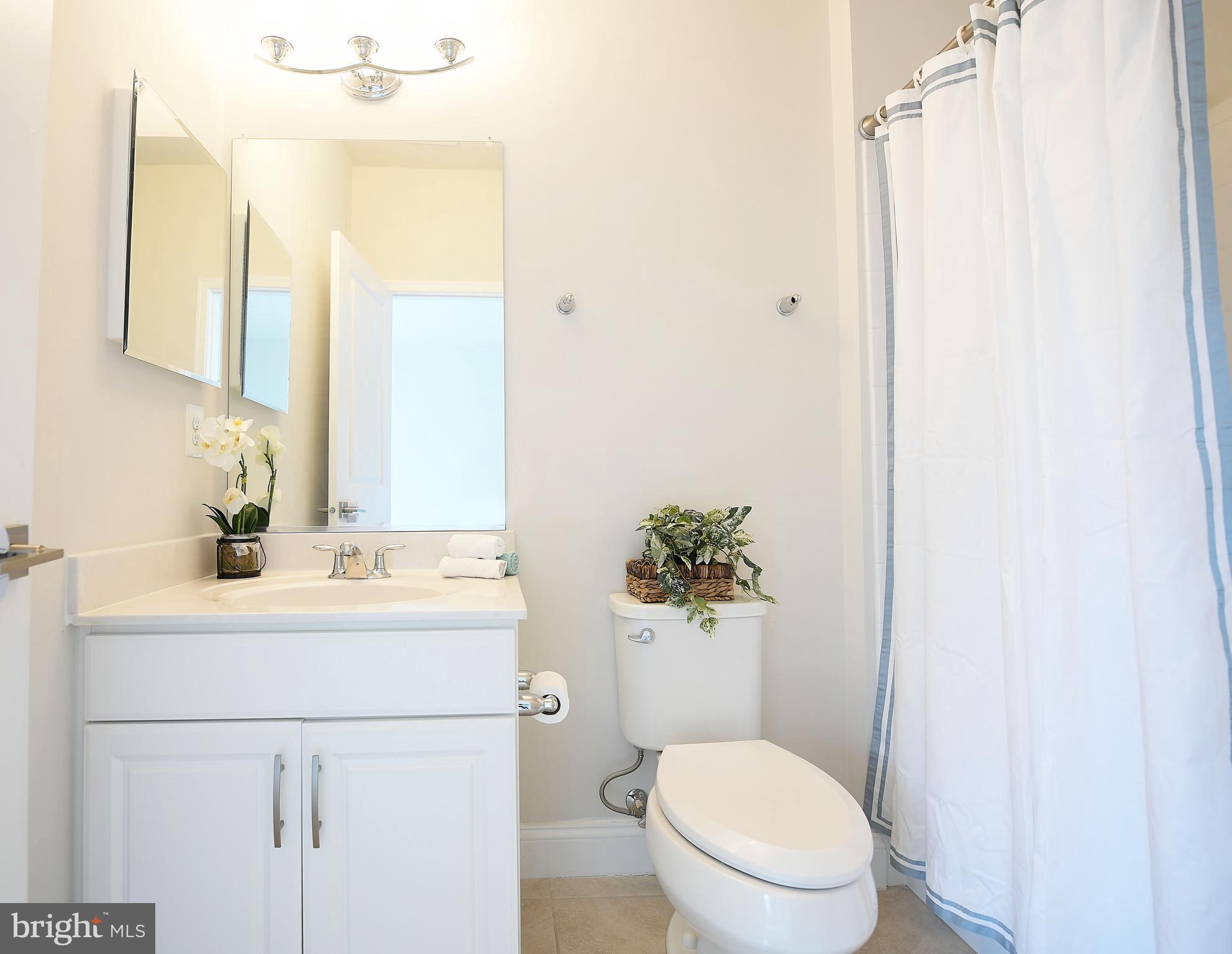 THE ESTATES AT CEDARDAY - Residential