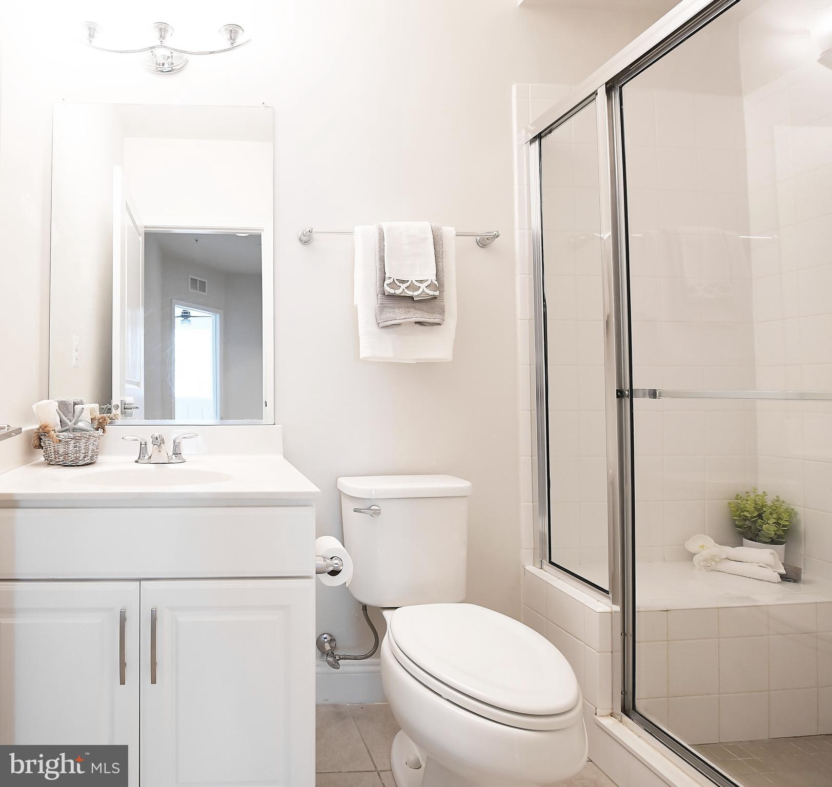 THE ESTATES AT CEDARDAY - Residential