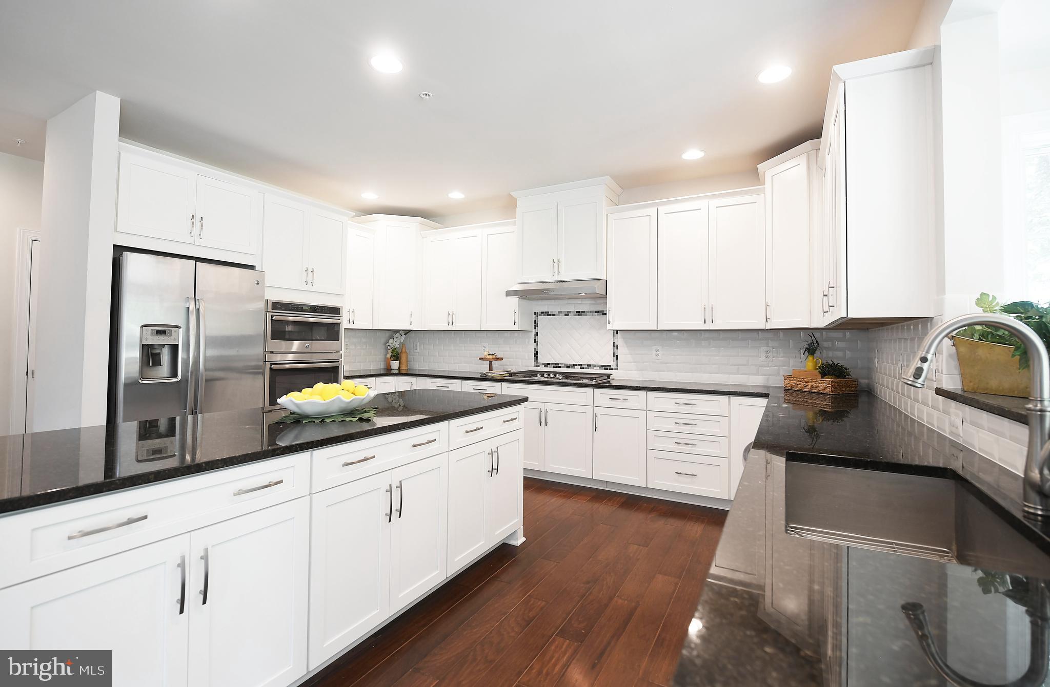 THE ESTATES AT CEDARDAY - Residential