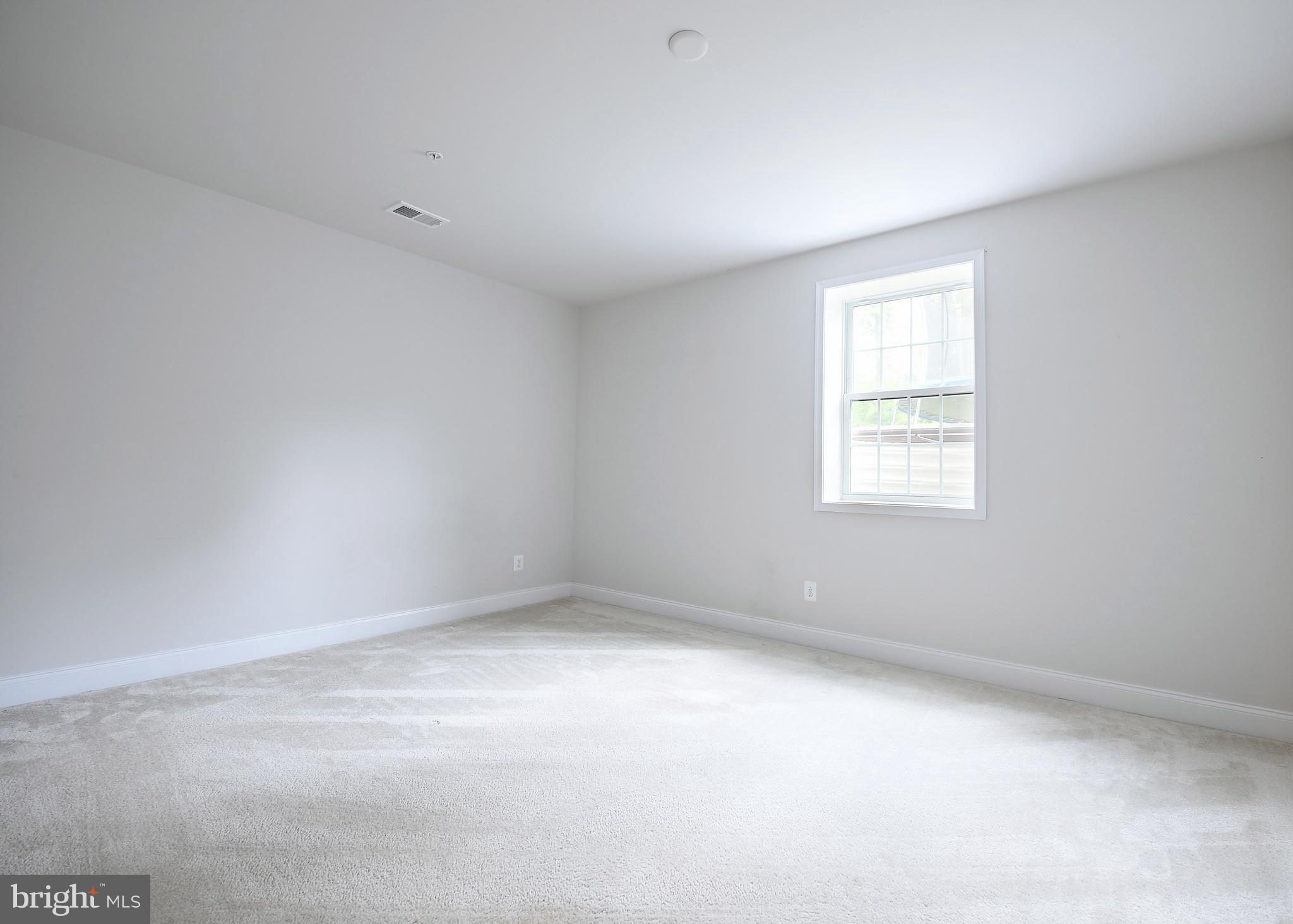 THE ESTATES AT CEDARDAY - Residential