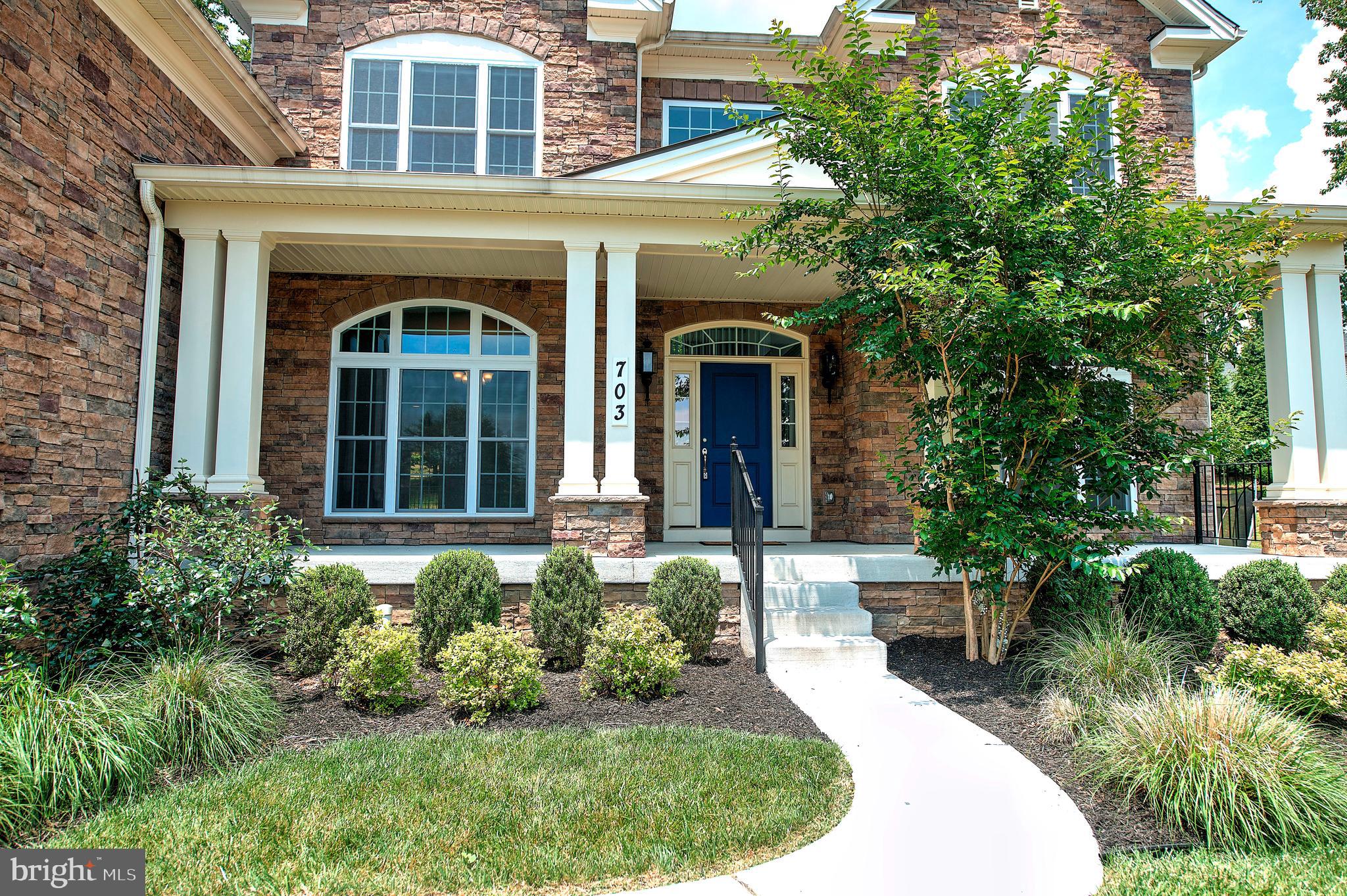 THE ESTATES AT CEDARDAY - Residential