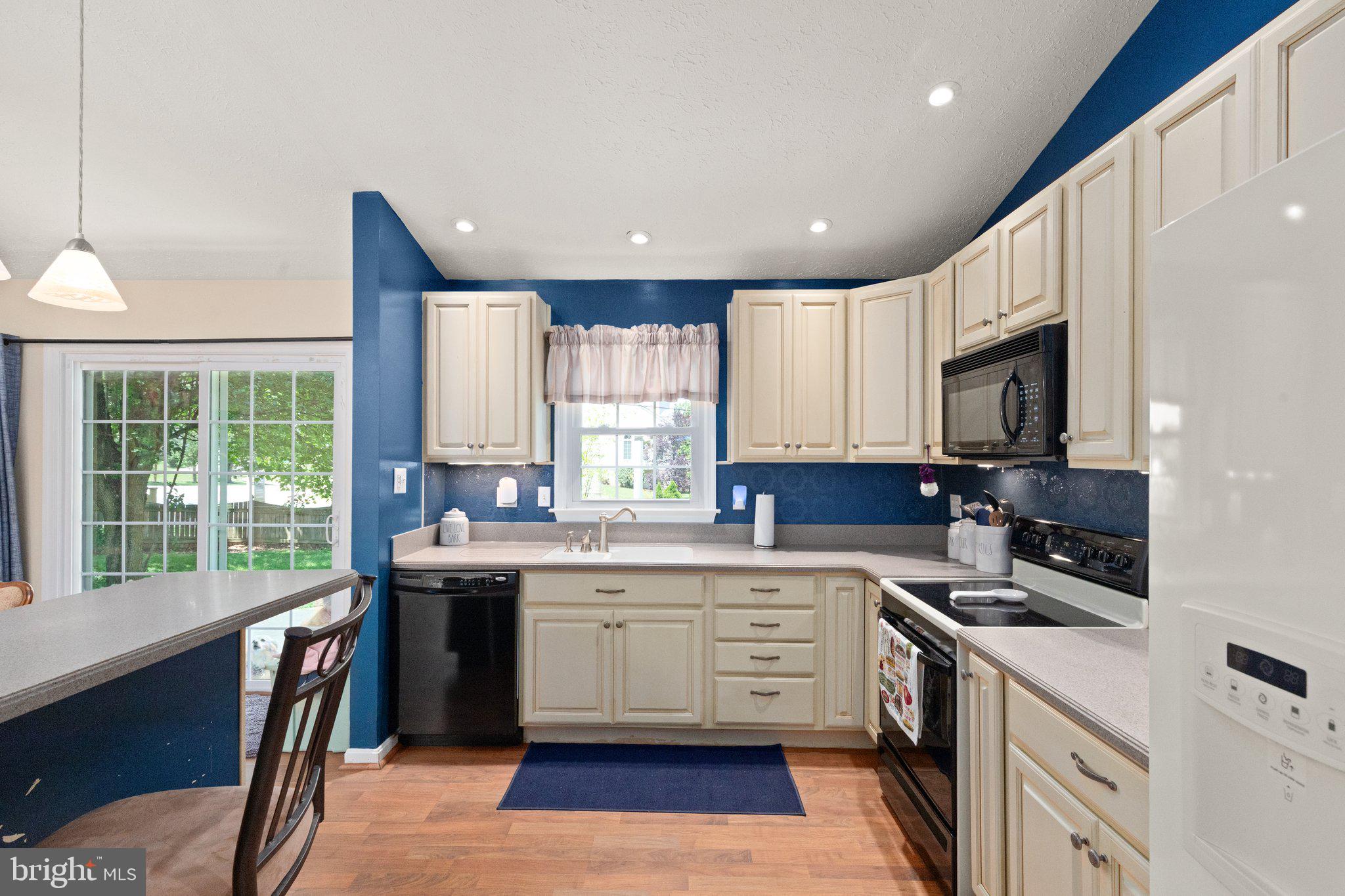 VILLAGE OF BYNUM RUN - Residential