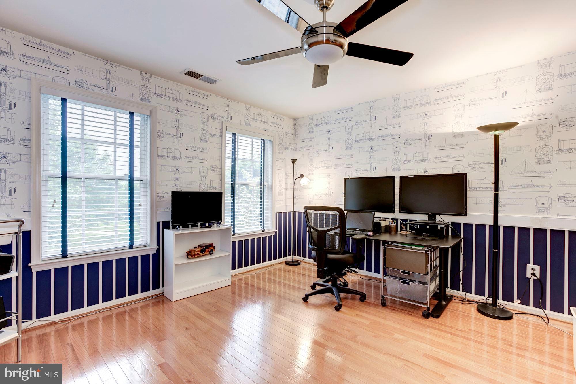 KING FARM BAILEYS COMMON - Residential Lease