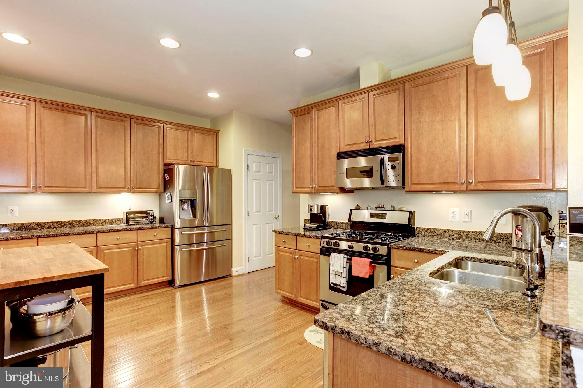 KING FARM BAILEYS COMMON - Residential Lease