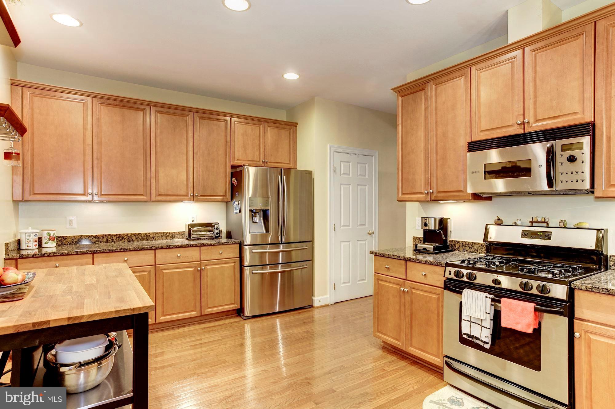 KING FARM BAILEYS COMMON - Residential Lease