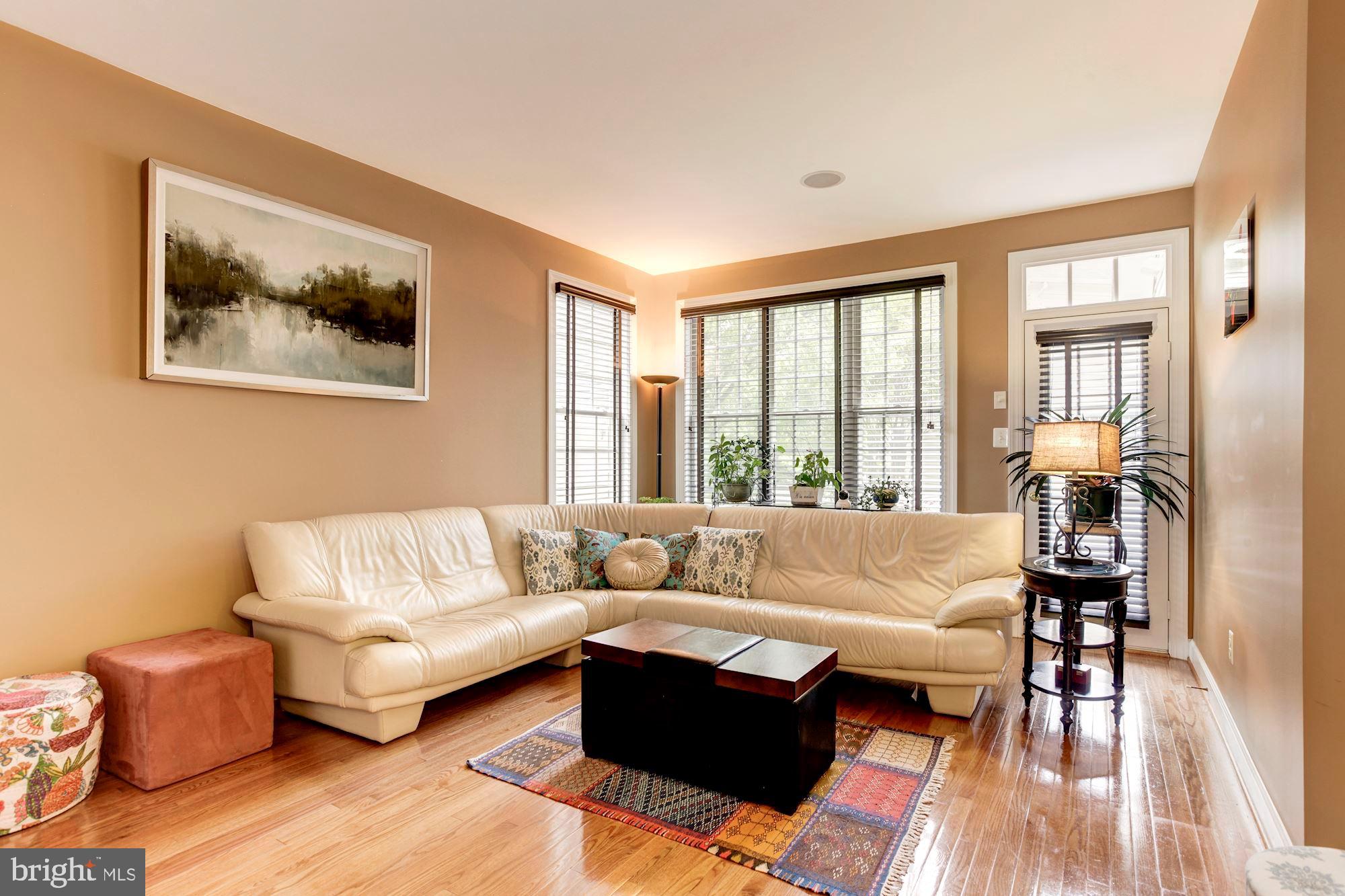 KING FARM BAILEYS COMMON - Residential Lease