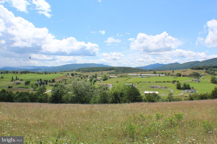 READY TO TAKE THE FIRST STEP TO HAVING YOUR DREAM HOME.  TAKE THE LEAP.  THIS LOT IS WAITING FOR YOU.  THE VAULE IS INCREDIBLE.  ELECTRICITY AVAILABLE AT THE SITE AND PUBLIC WATER HOOKUP.  NO EXTRA COST IN DRILLING A WELL.  DOUBLEWIDES PERMITTED.