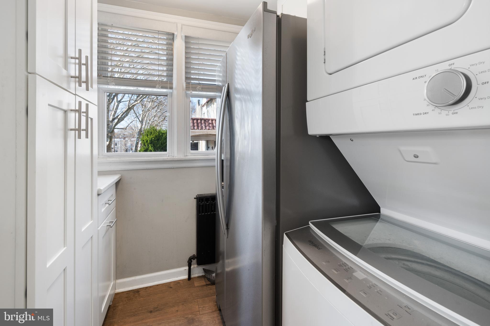 EAST FALLS - Residential