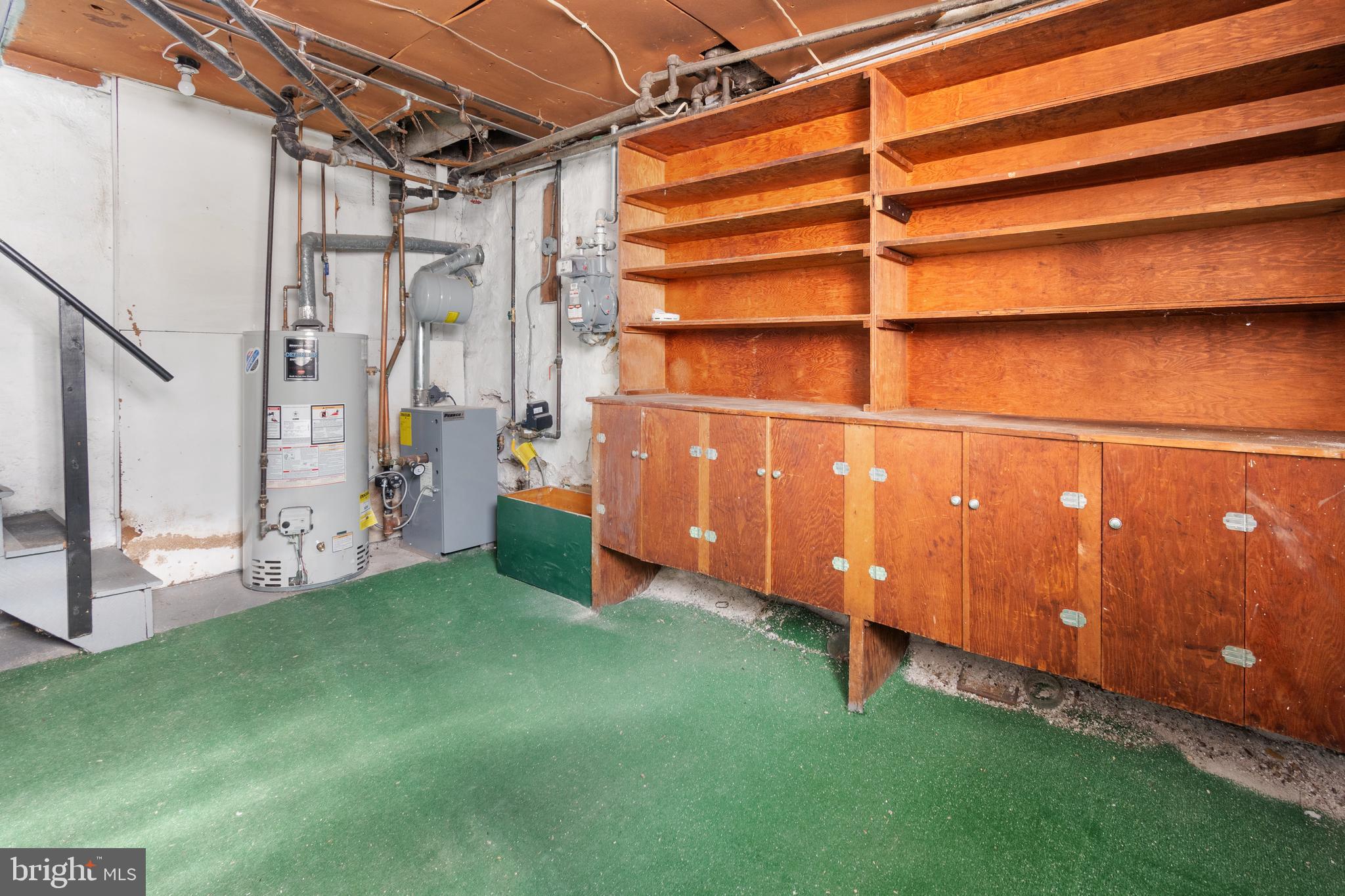 EAST FALLS - Residential