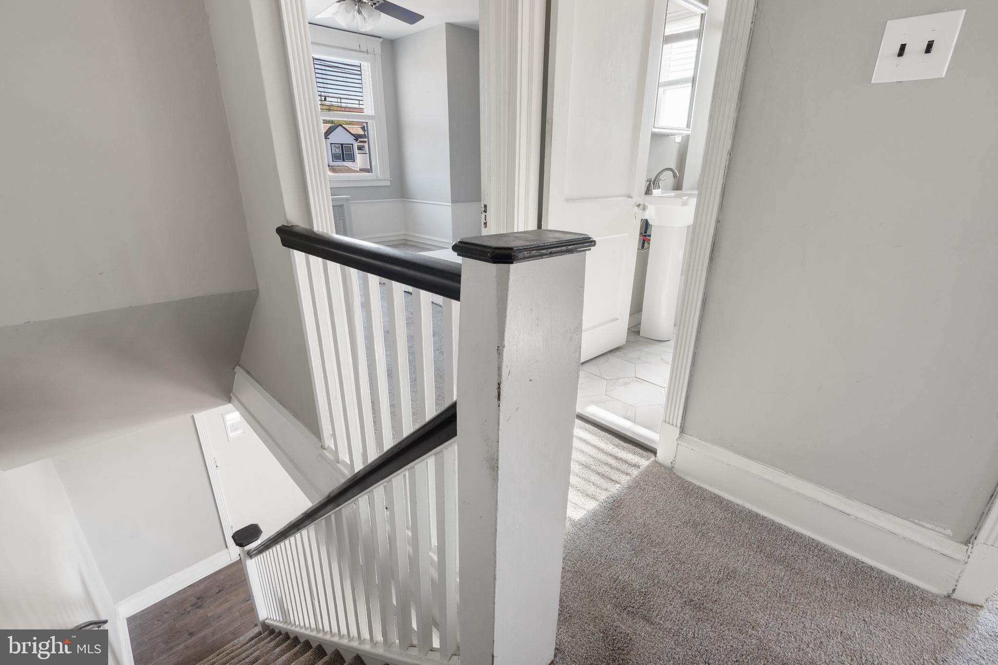 EAST FALLS - Residential