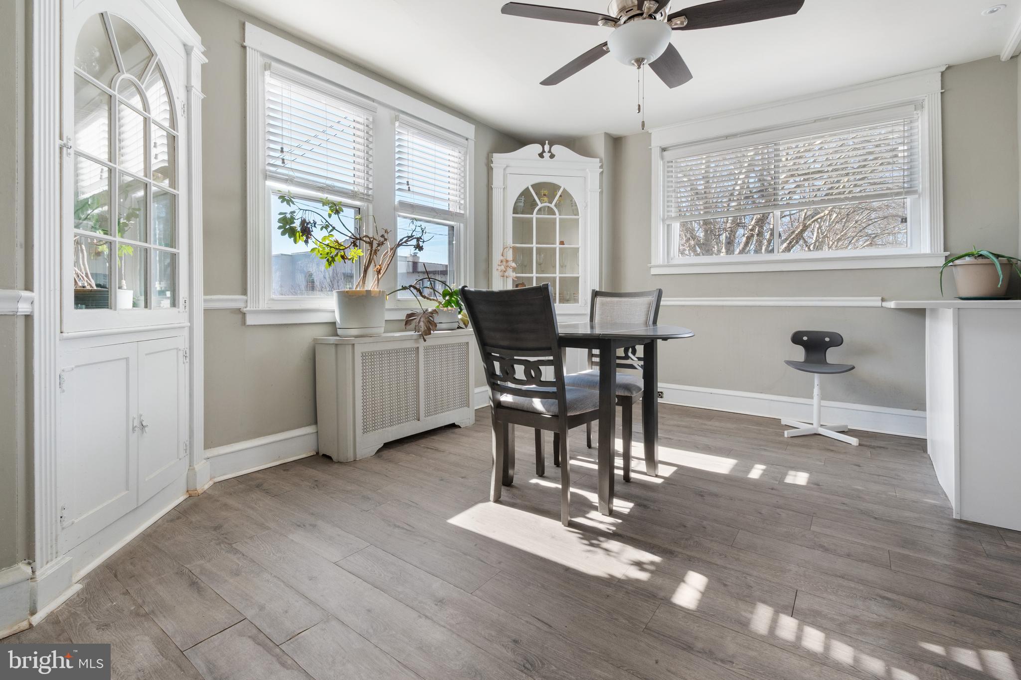 EAST FALLS - Residential