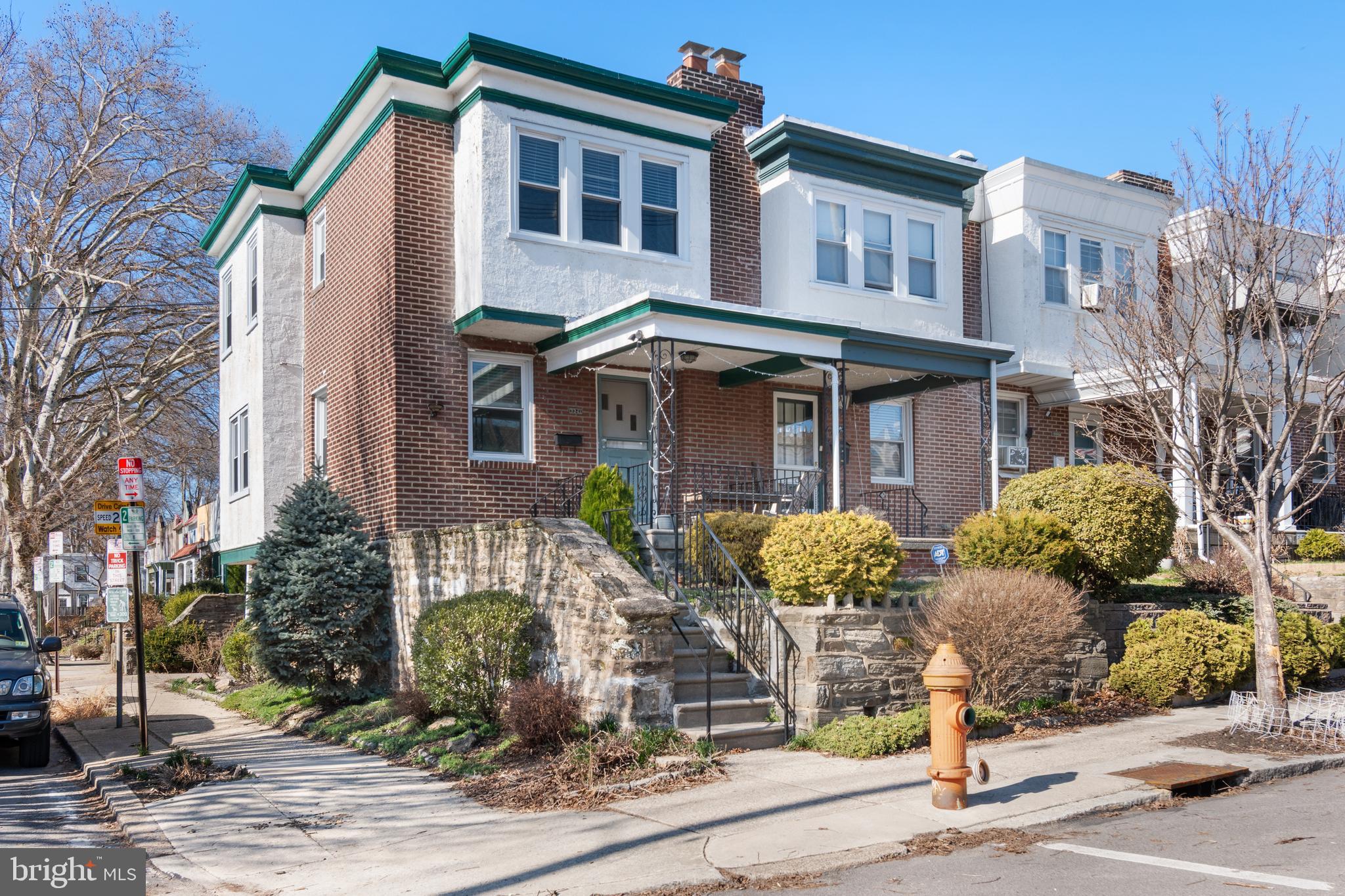 EAST FALLS - Residential