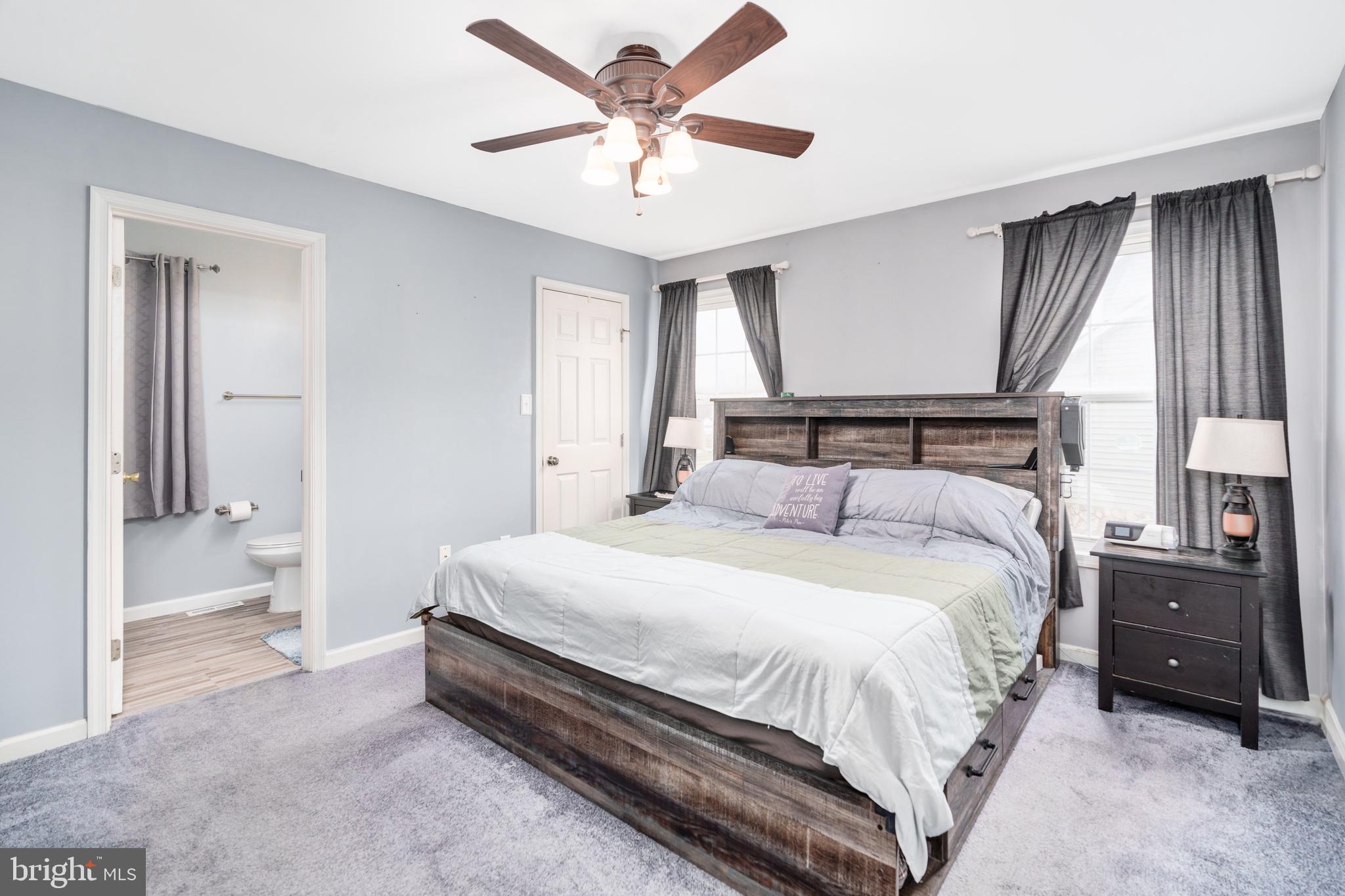 KENSINGTON COURTS - Residential