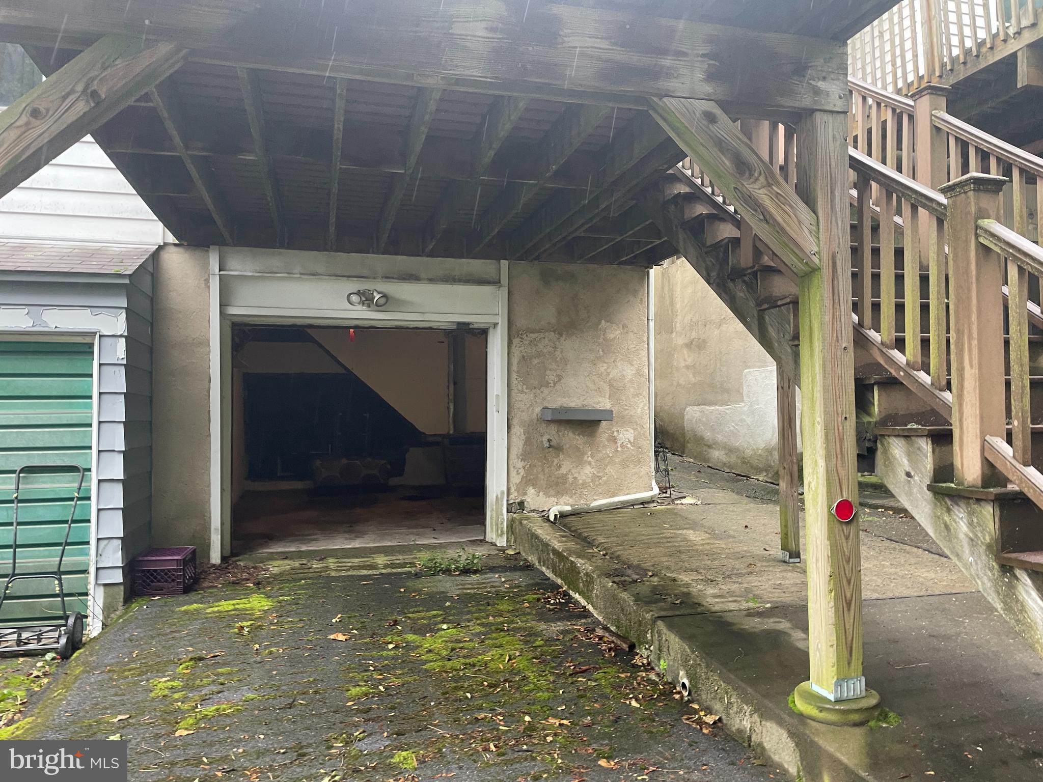 YORKVILLE - Residential