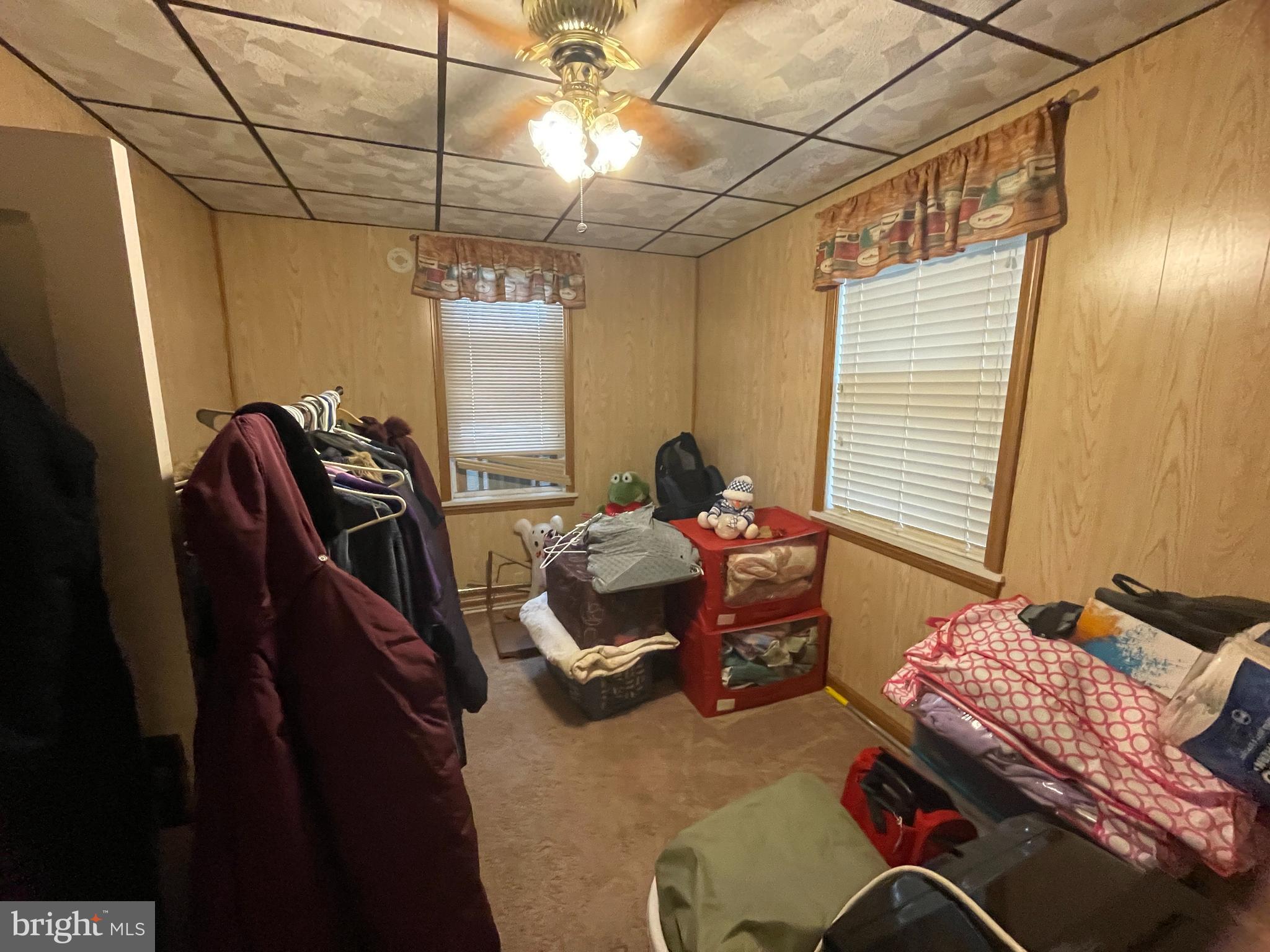 YORKVILLE - Residential